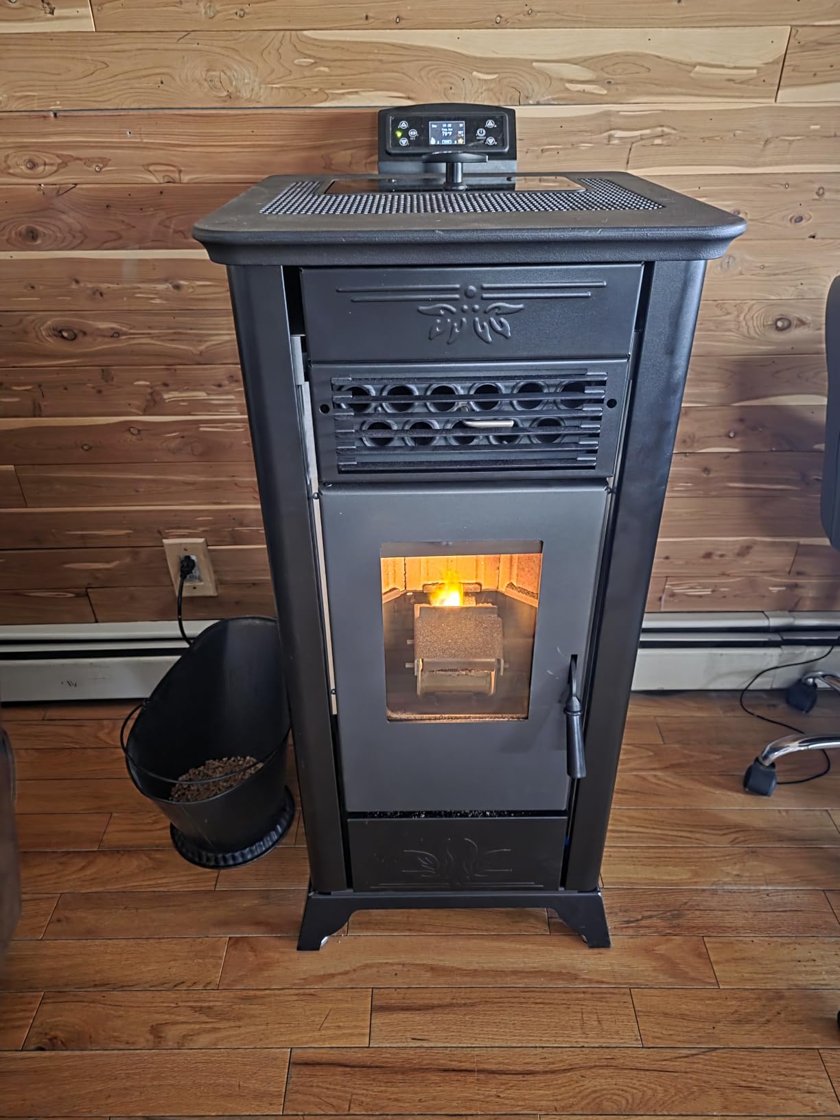 Freedom Stove PS21 Pellet Stove - 24V Battery-Ready Backup, Stacked Heat Exchange Tubes, Ultra-Quiet Brushless DC Motors, Touch/Remote/WiFi Control, 5-Year Warranty customer photo 1