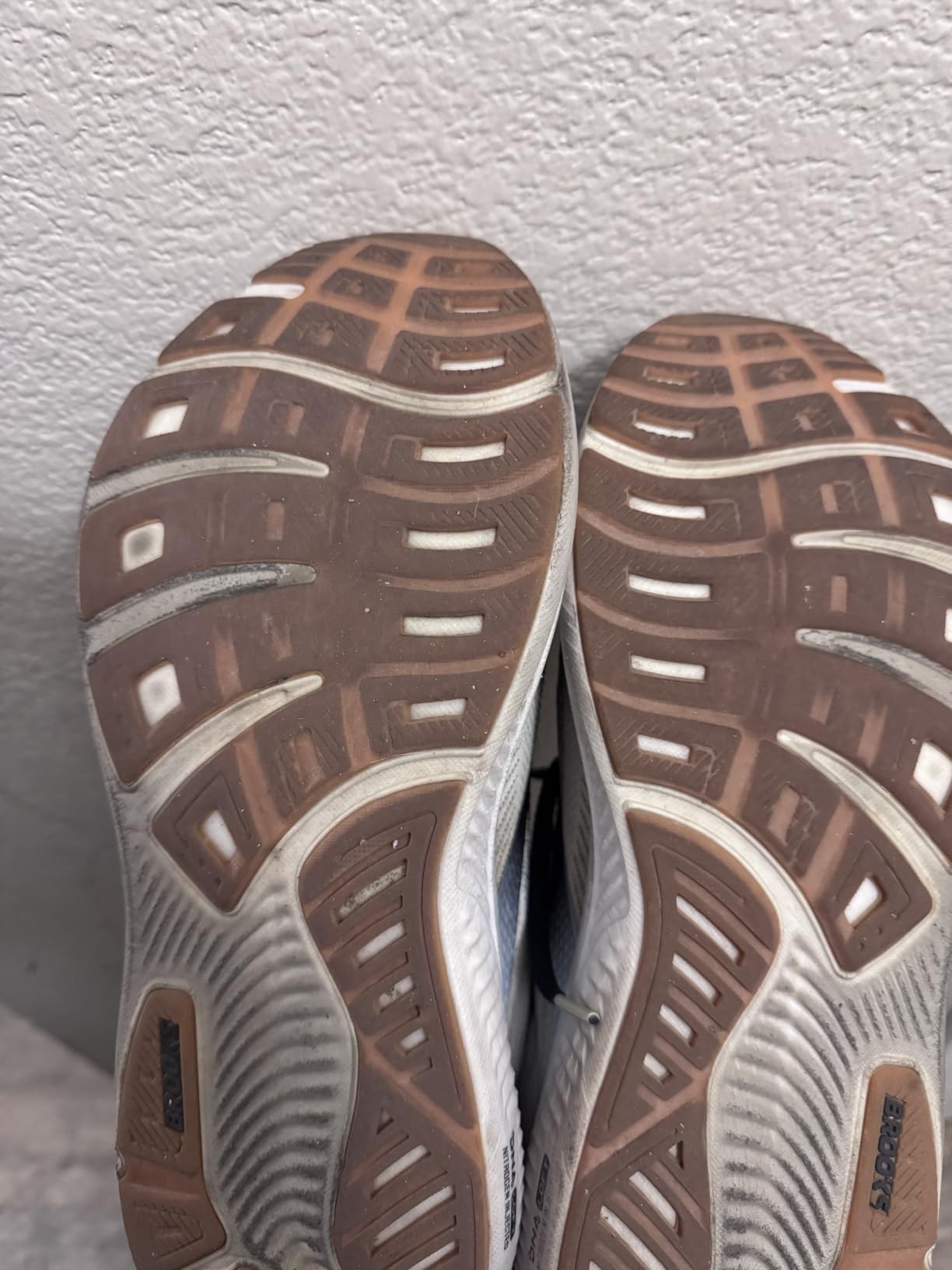 Brooks Men's Ghost 17 Neutral Running Shoe customer photo 2