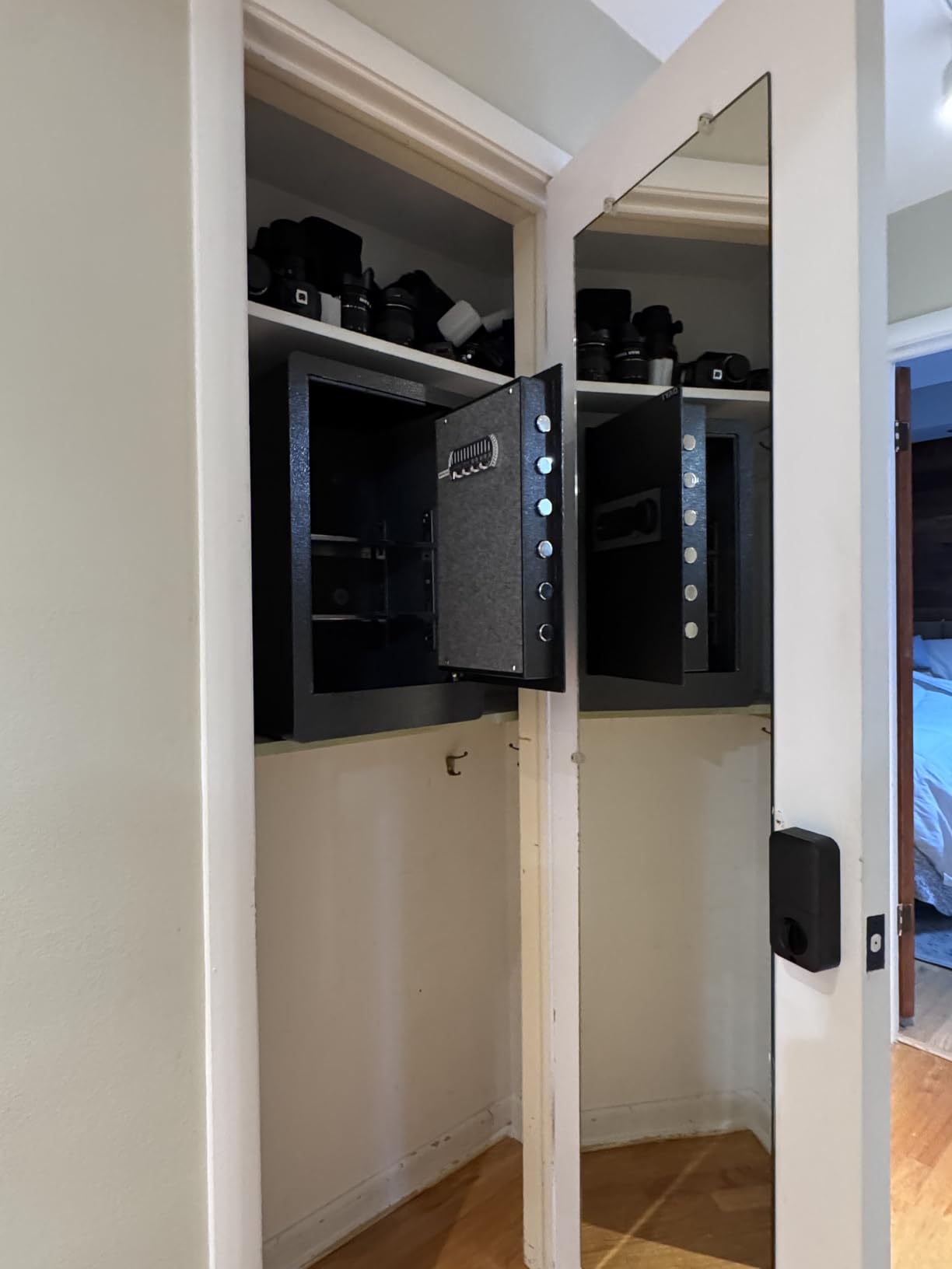 DAYI Drop Safe, 2.6 Cubic Feet Deposit Box with Drop Slot, Depository Safe with Fireproof Bag for Business & Home, Cash box for Documents - DM-52 customer photo 1