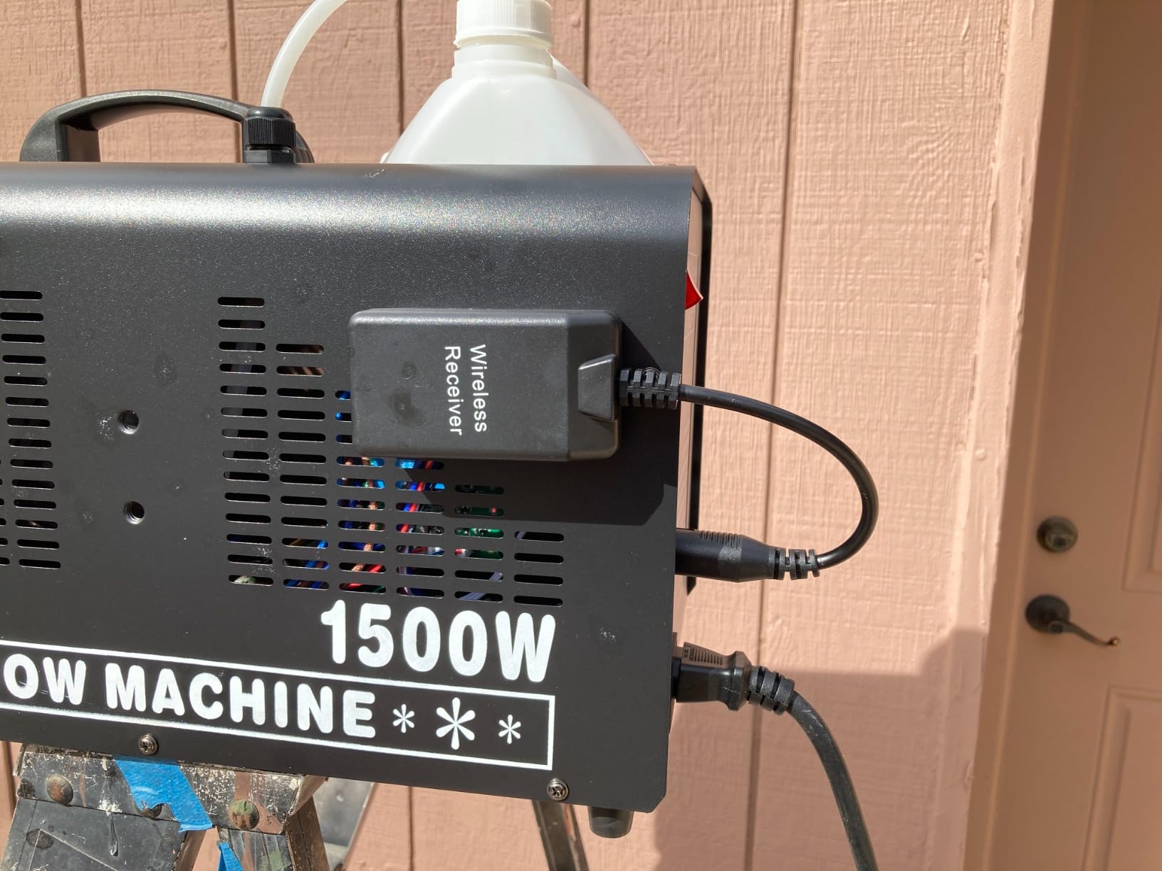 Snow Machine for Outdoor Indoor: 800W Wireless Remote Control Fake Snow Maker - No Preheating Required for Pool Parties Kids Birthday Backyard Water Fun & Events customer photo 1