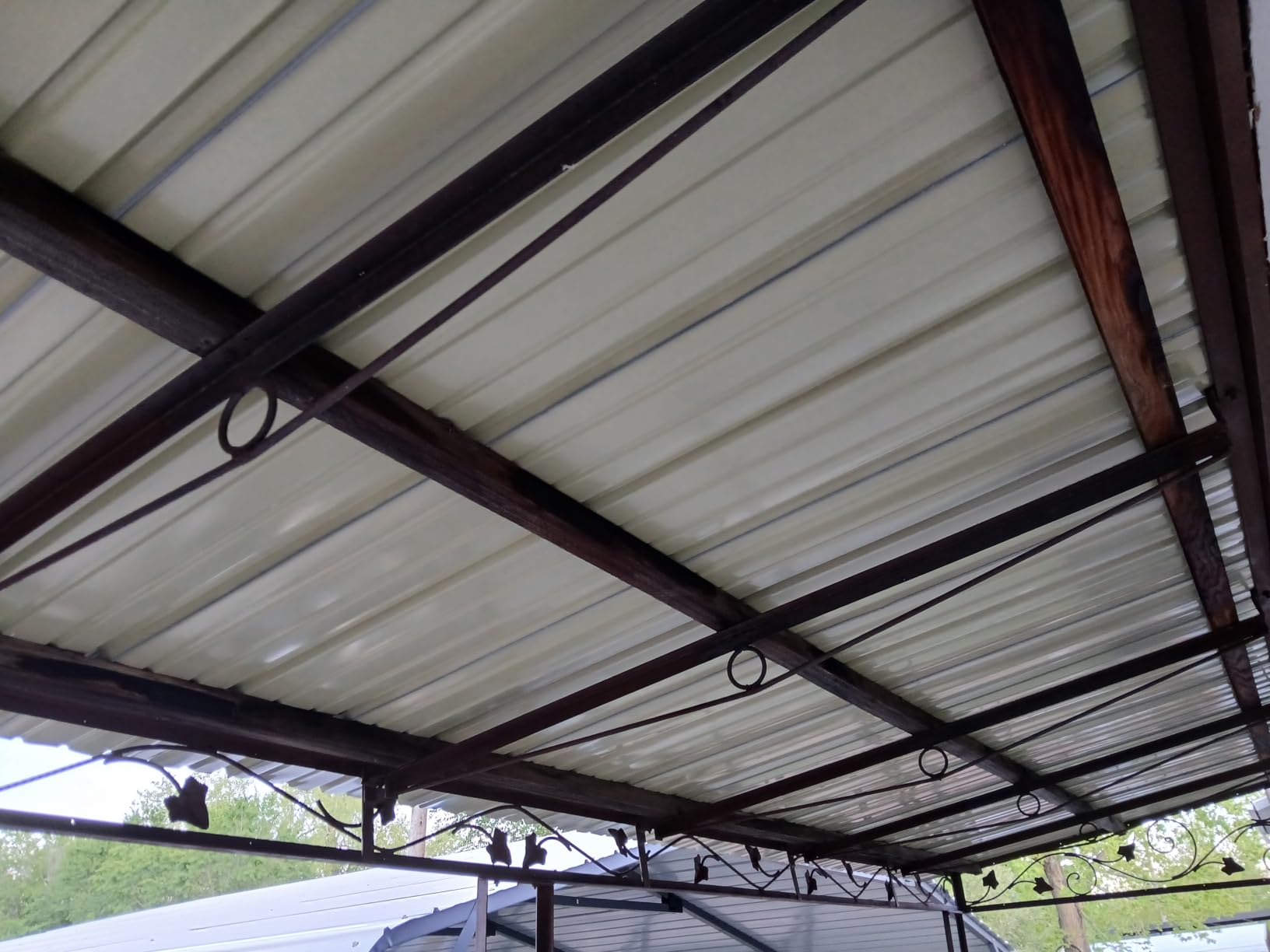NeatiEase 10 Pcs Metal Roofing Panels, 8.1 Feet Corrugated Galvanized Roofing Panels Metal Siding Panels with Steel Screws for Pergola, Gazebo, Shed, Outdoor Storage, Chicken Coop, Patio,Garages customer photo 1