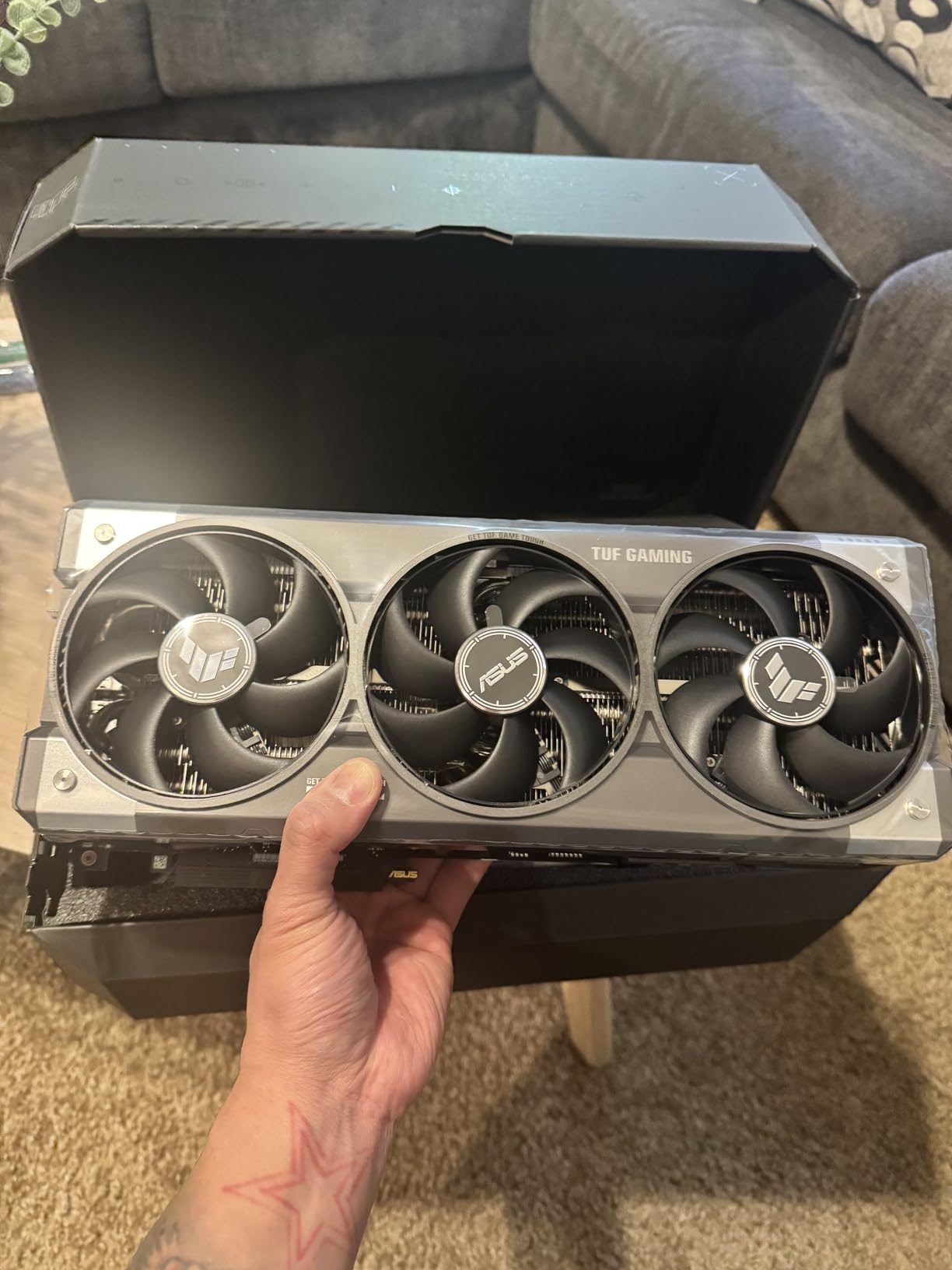 ASUS TUF Gaming GeForce RTX 5080 16GB GDDR7 OC Edition Graphics Card customer photo 1