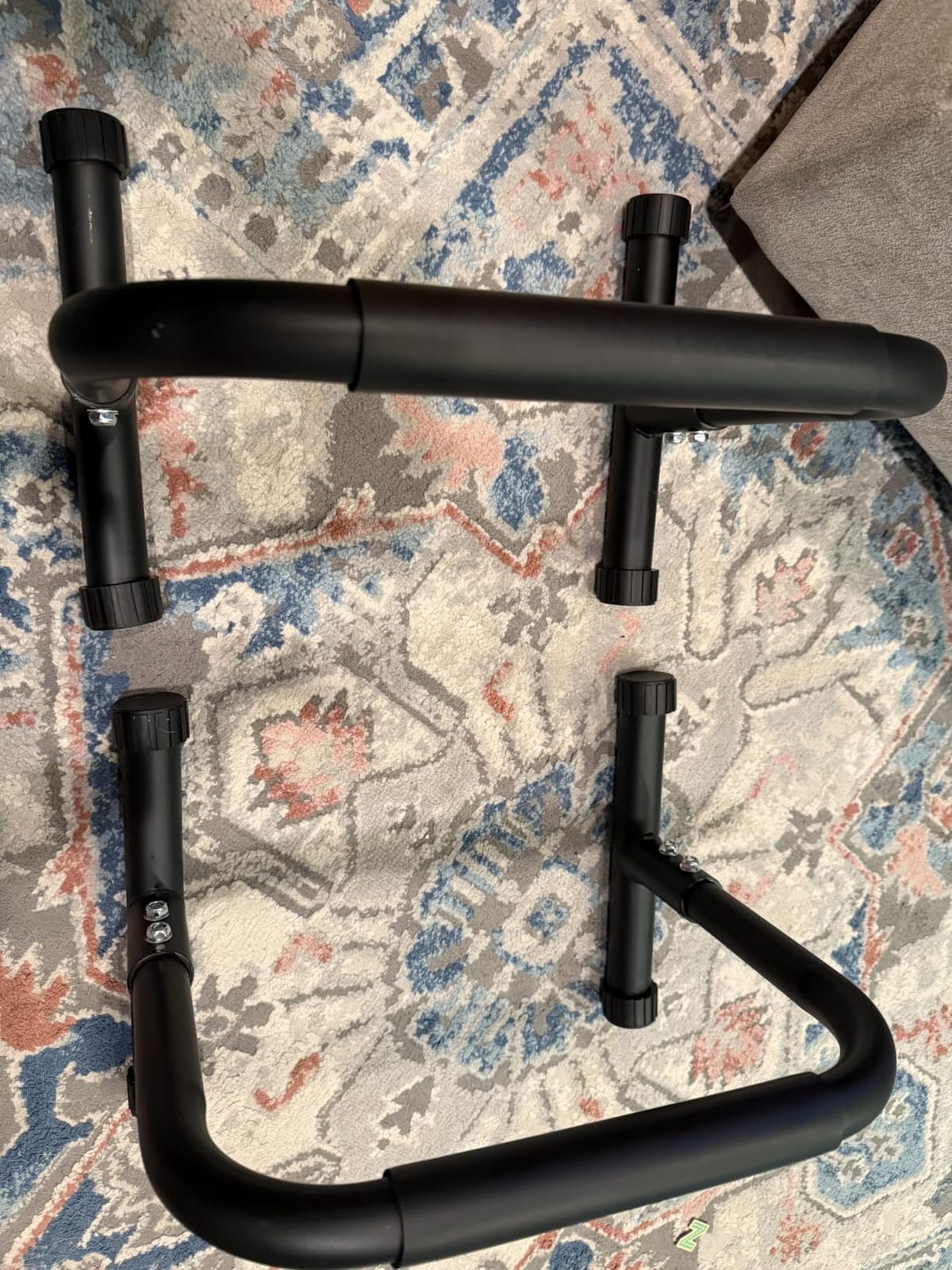 TABEKE Push Up Bar, 14'' High Steel Parallettes & Dip Bar with Full Coverage Foam Handle, Heavy-Duty Calisthenics Parallel Bars for L-Sit, Dips, Home Gym Strength Training Workout customer photo 2