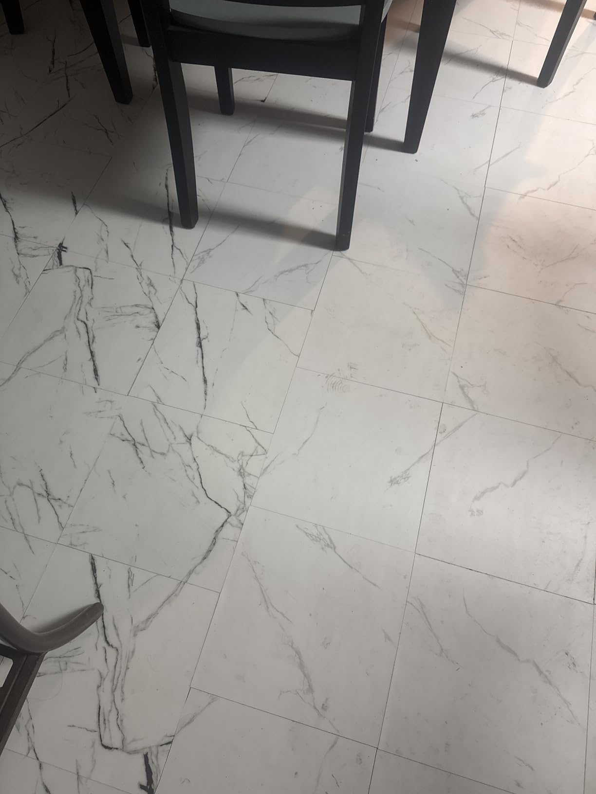 20-Pack Peel & Stick Floor Tiles 12 x 12 inch Vinyl Floor Self Adhesive Waterproof Flooring Planks DIY for Bathroom, Kitchen, Living Room, RV, Cover 20 Sq. Ft, White Vein Marble customer photo 1