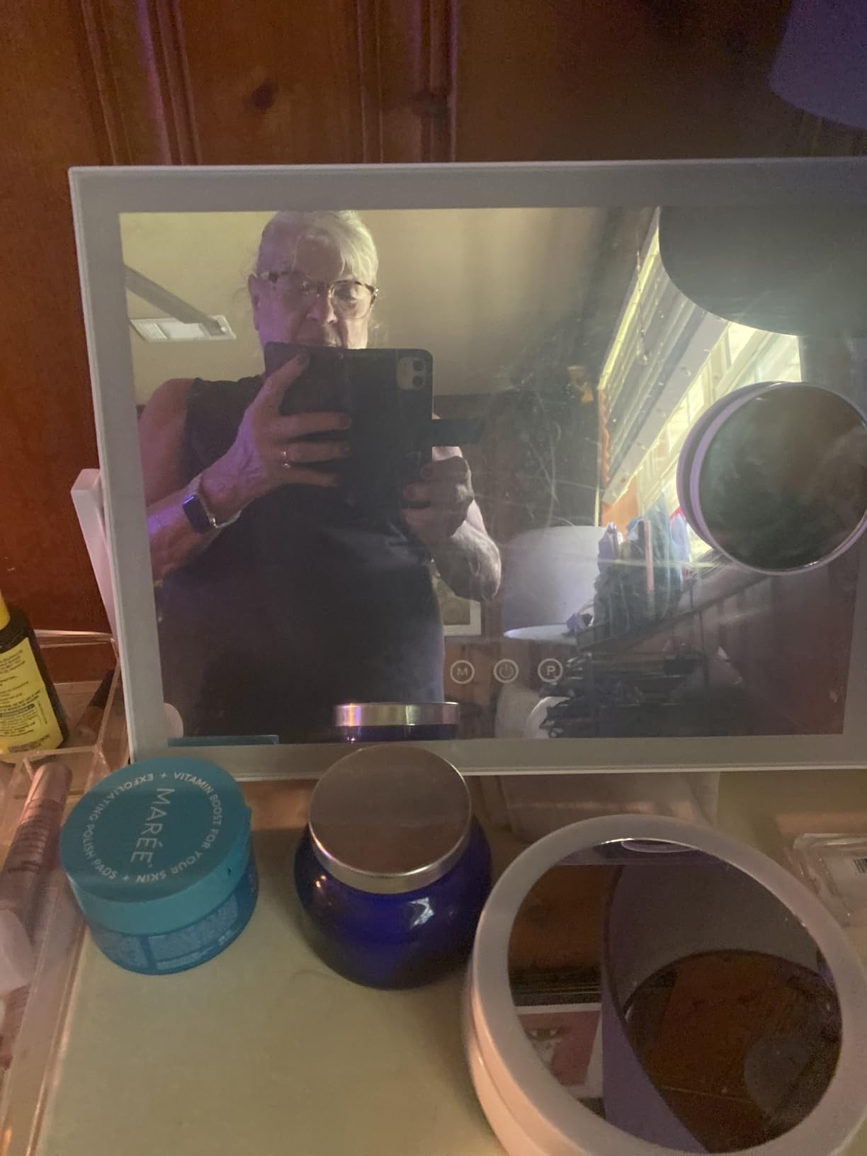ROLOVE Lighted Makeup Mirror, 17