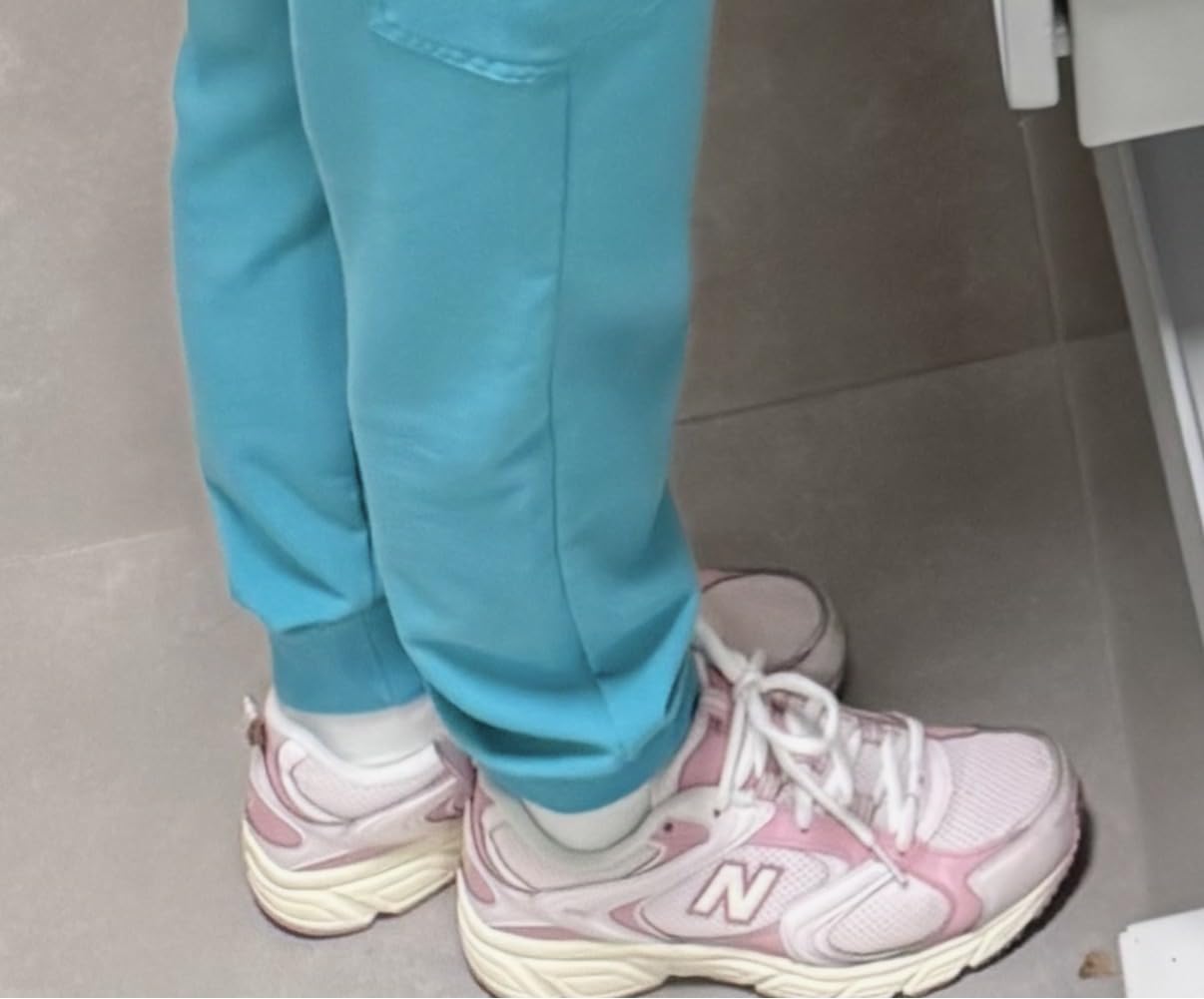 New Balance Men's 408 V1 Sneakers customer photo 2