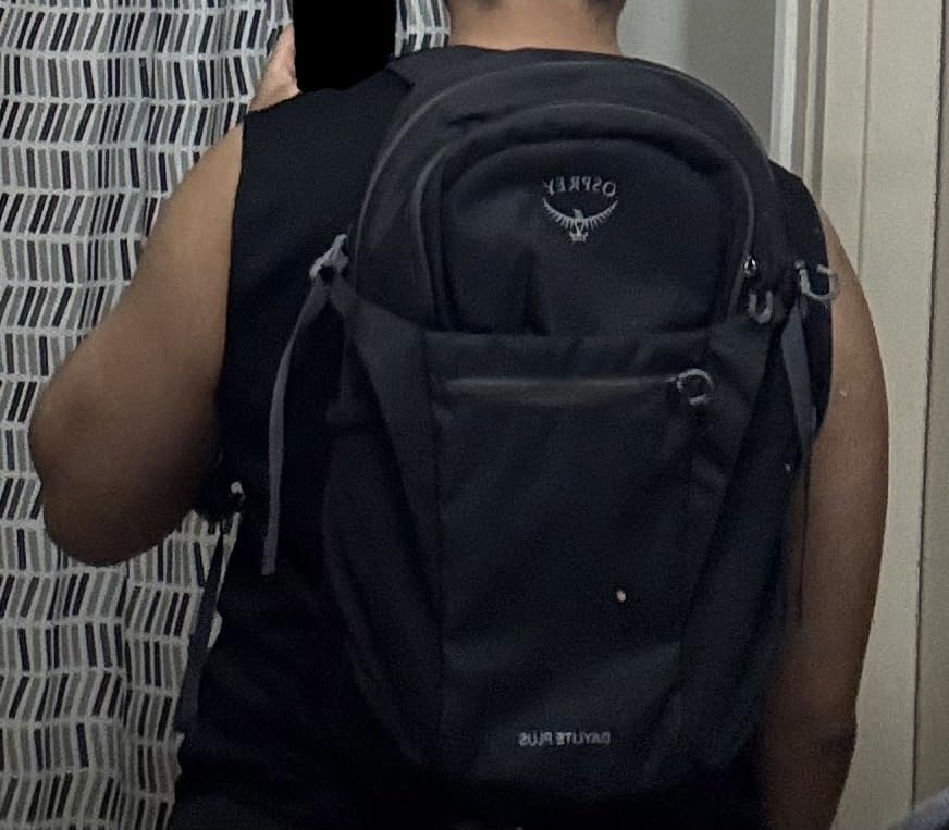 Osprey Daylite Plus Commuter Backpack, Green OS customer photo 2
