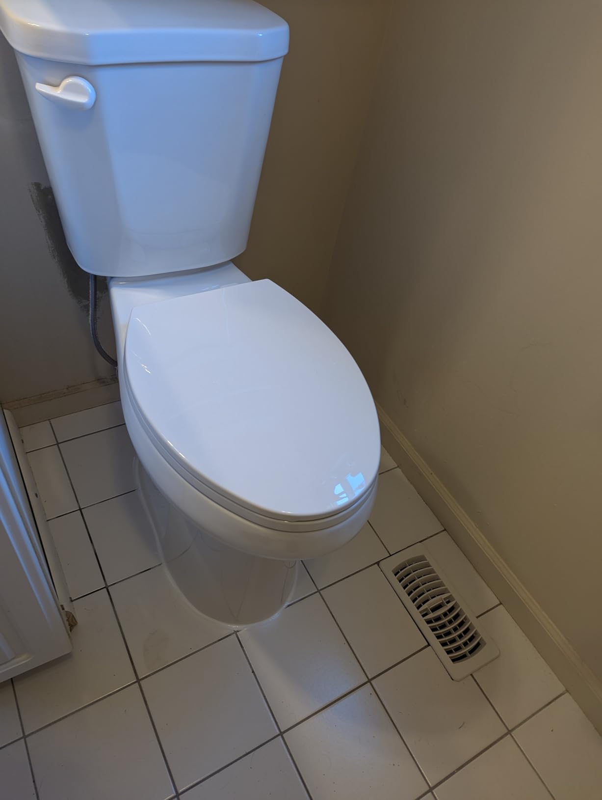 HOROW 17 Inch Compact Tall Toilet for Seniors, Two Piece Toilet for Small Bathroom with Powerful 1.28 GPF Single Flush, MAP 1000g, ADA Chair Height, Soft-Close Seat, and Round Bowl, HR-R17S customer photo 1