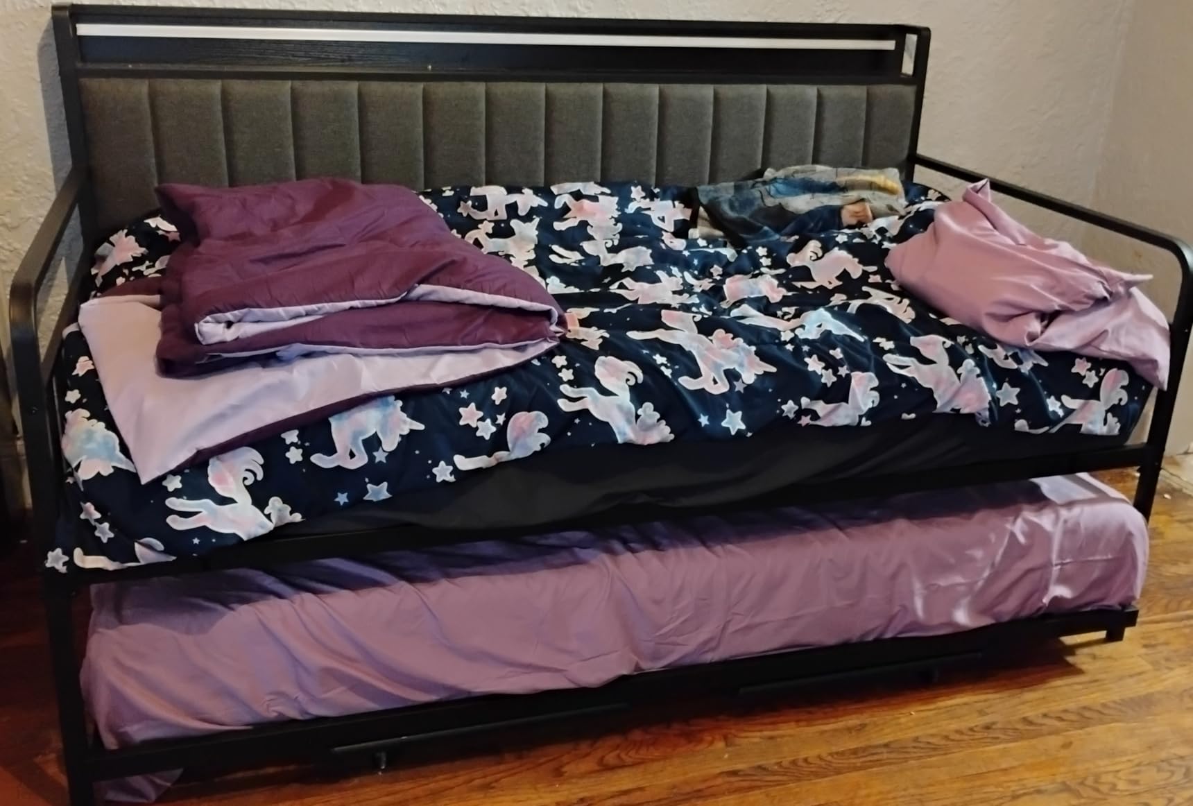 Daybed with Trundle and LED Light, Heavy Duty Metal Twin Bed Frame with Upholstered Storage Headboard & Charging Station, Day Bed Pop Up Trundle Bed Twin for Living Room, Bedroom and Guest Room, Black customer photo 1