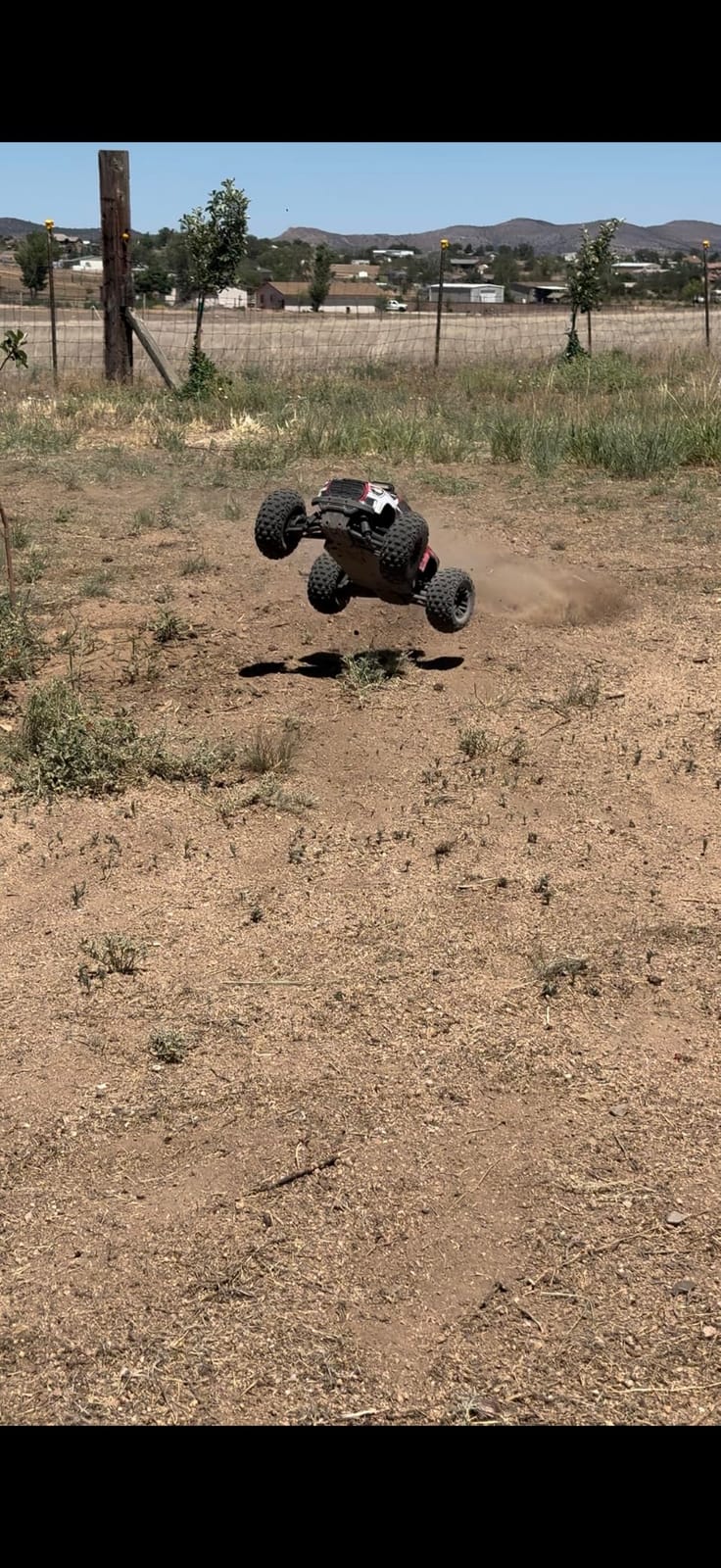 ARRMA 1/10 Granite 4X4 223S BLX Brushless Monster Truck RTR, Blue, ARA4302V4T1 customer photo 2