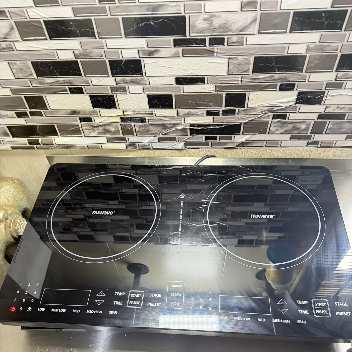 Nuwave Double Pro Cooktop Induction Countertop Burner, Portable, 50°F-575°F customer photo 1