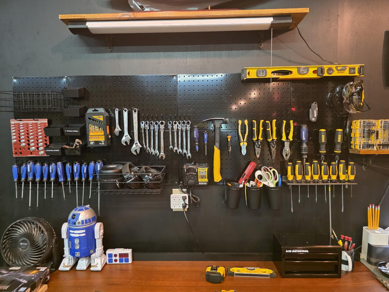 PBHEPJ 6 Pcs Metal Pegboard Panels, Heavy Duty Peg Boards for Garage and Garden Tool Storage, Includes Drywall Anchors and Screws Kits, Black customer photo 1