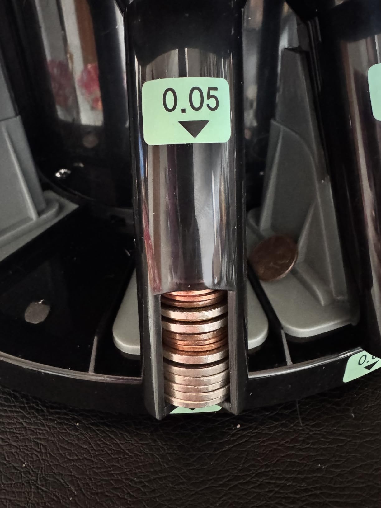 VEVOR Upgraded Coin Counter, Coin Sorter and Wrapper Machine with Handle, Intuitive Large Display, Change Counter for USD Coins 1￠ 5￠ 10￠ 25￠ $1, Sorts up to 300 Coins/Min, with 5 Coin Tubes & 5 Trays customer photo 2