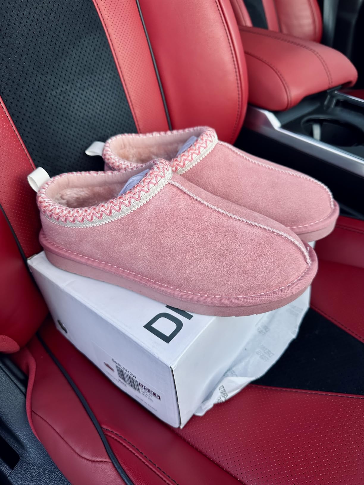 DREAM PAIRS Women's Fuzzy Cozy Indoor Slippers | Genuine Suede Outdoor Fluffy Home Comfy Winter Slip On Cute Warm Memory Foam Furry Shoes FuzzyEasy customer photo 1