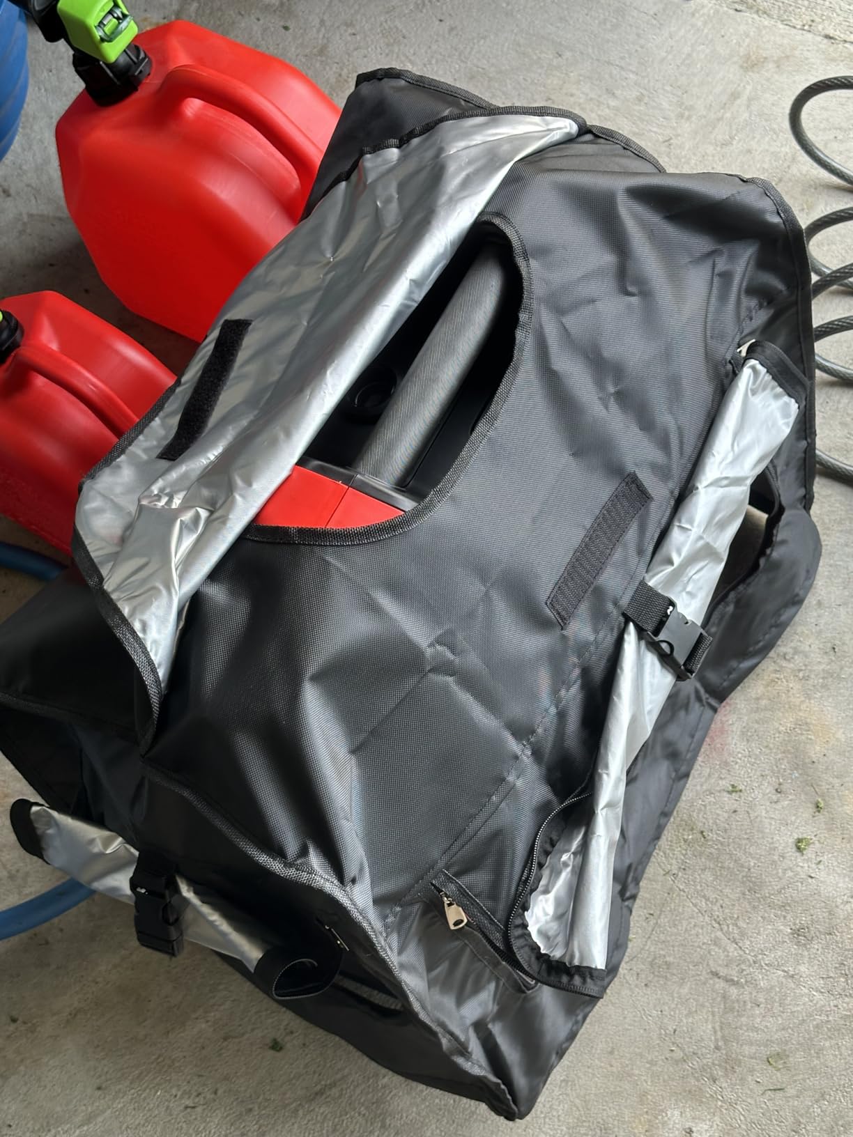 Portable Generator Cover. 21.7 x 13.8 x 17.4 in. Black. | 900D + 210D Double-layer Oxford fabric. Waterproof, UV-resistant, and Tear-resistant. All-weather Protection. customer photo 1