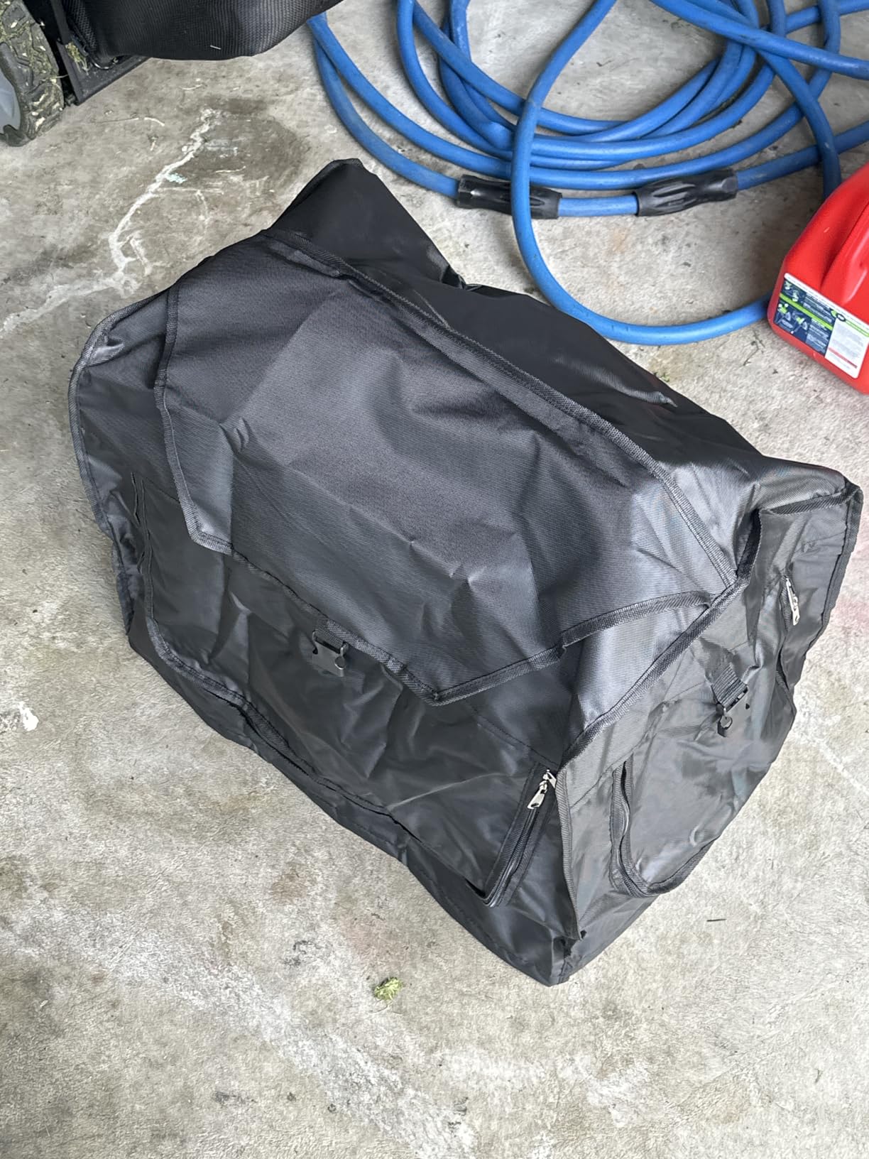 Portable Generator Cover. 21.7 x 13.8 x 17.4 in. Black. | 900D + 210D Double-layer Oxford fabric. Waterproof, UV-resistant, and Tear-resistant. All-weather Protection. customer photo 2
