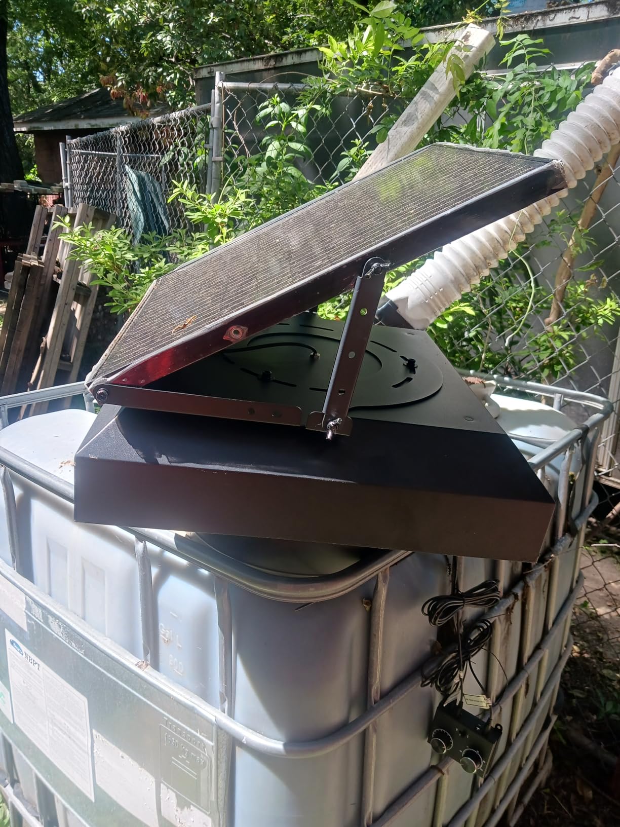 40W Solar Attic Fan with Thermostat, 12