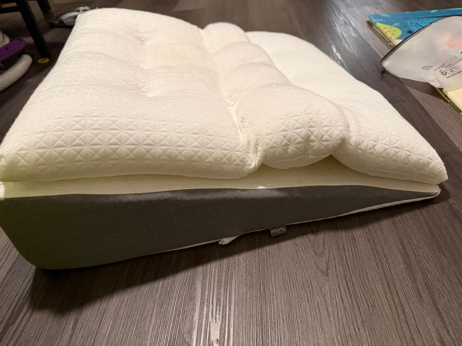 Bed Wedge Pillow for Sleep Apnea 7.5Inch Gerd Pillow Patent Dual Layer Triangle Pillow Adjustable Shredded Memory Foam Topper Soft Support Ideal for Acid Reflux, After Surgery, Snoring customer photo 2