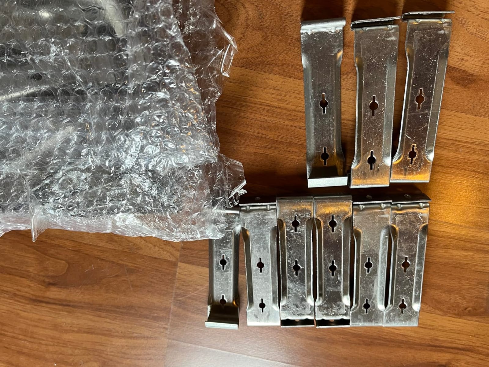 15 Sets 5 Inch Aluminum Gutter Hangers with 9.5 Inch Straps and Rust-Resistant Screws, Gutter Brackets for Eavesless Roof Deck Mounting for Seamless & Steel Gutters, Silver customer photo 2