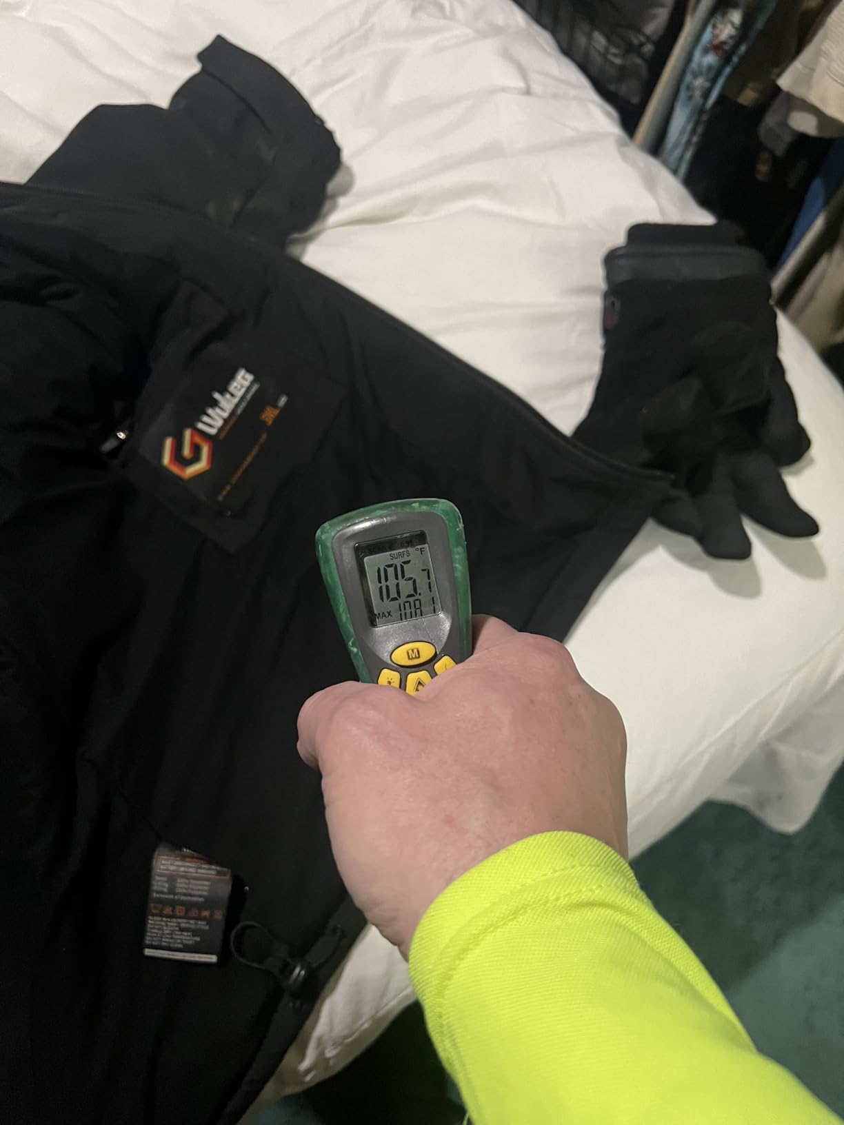Wulcea Graphene Heated Soft Shell Jacket for Men 12V 18400mAh Large Capacity customer photo 2