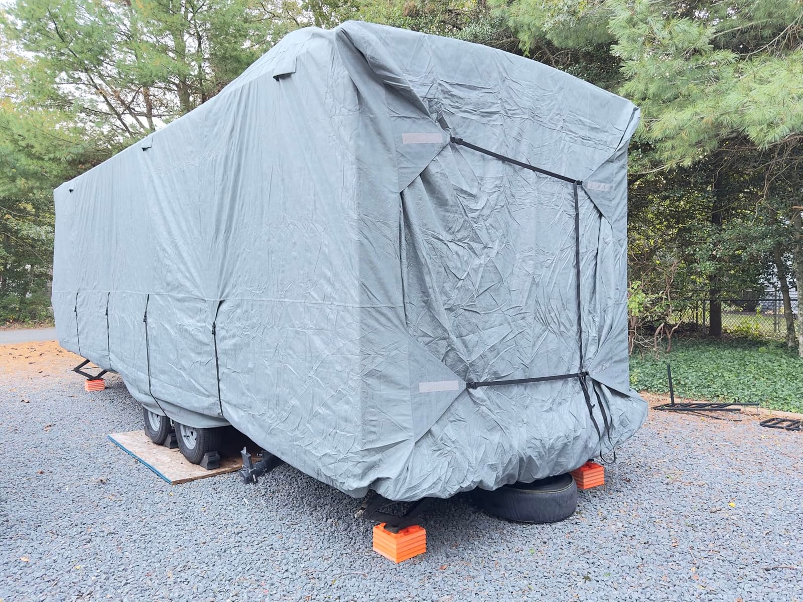 Mofeez Travel Trailer RV Cover 7 Layers for 30'-33' Camper Cover RV Covers | Extra-Thick Windproof Waterproof Rip-Stop Camper Covers with Adhesive Repair Patches, 2Pcs Extra Straps & 4 Tire Covers customer photo 2