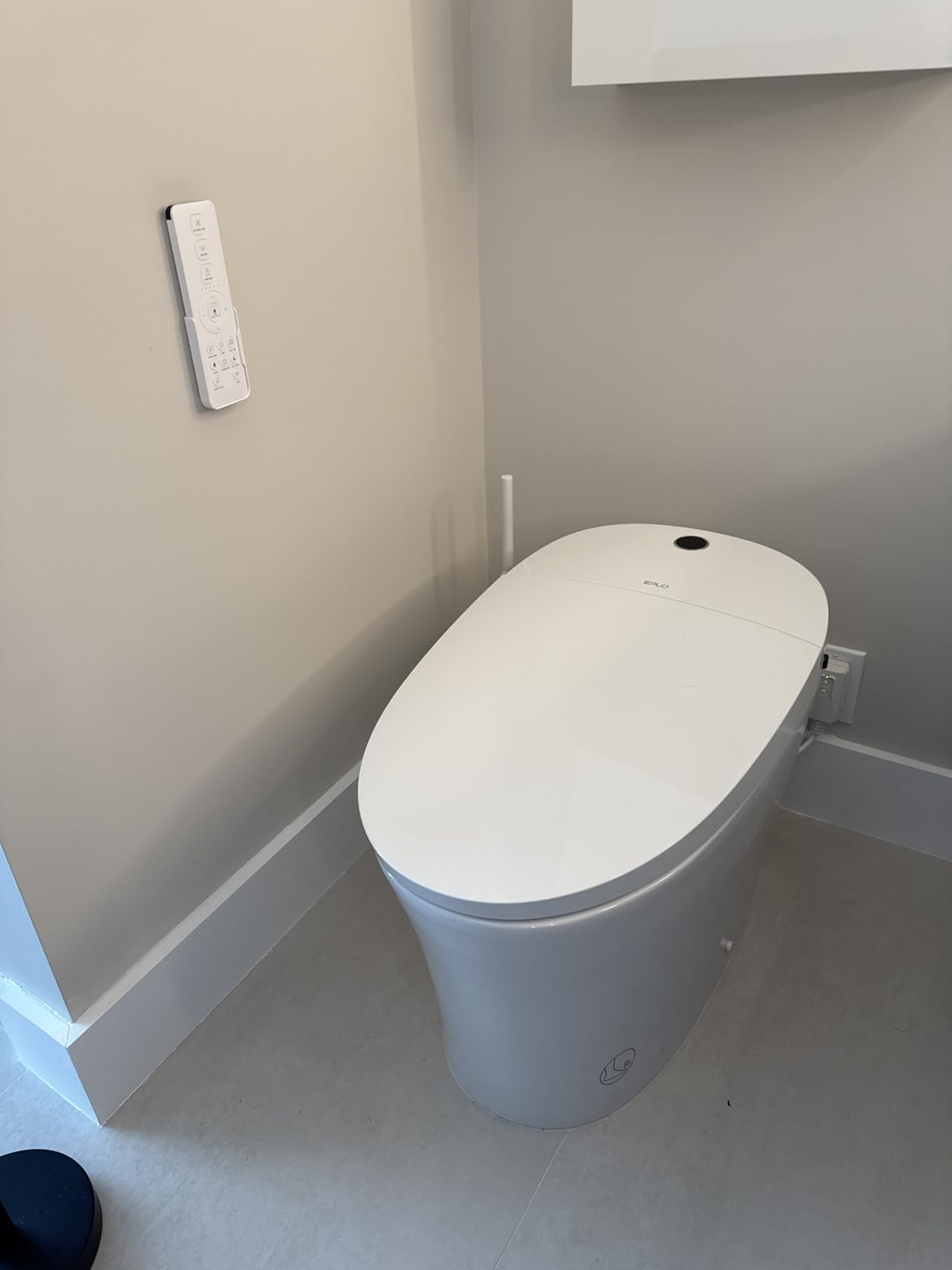 EPLO One Piece Smart Toilet Bidet, Tank&Pump, Foam Shield, Auto Flush E18 | Foot-sensor Flush, Blackout Flush, Elongated Heated Seat, Warm Water Wash, Air Dryer, Modern Japanese Toilet for Bathroom customer photo 1