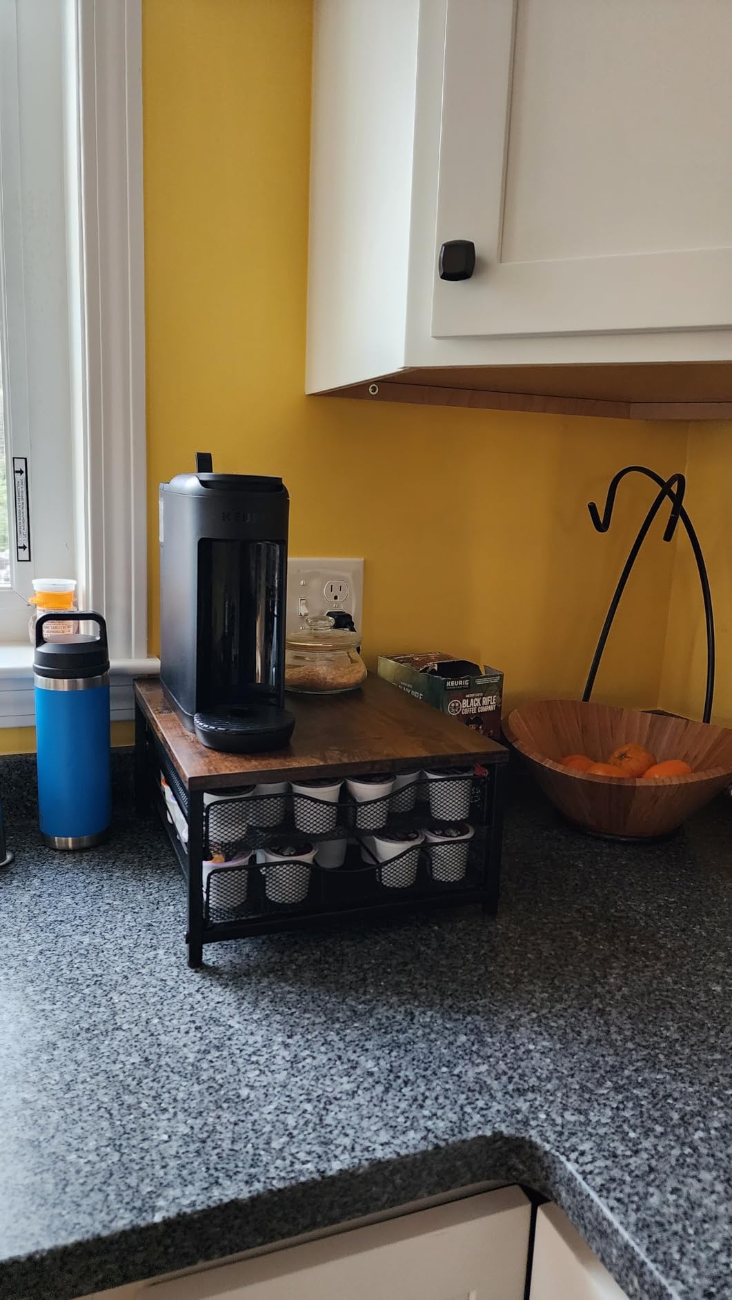 Keurig K-Mini Mate Single Serve K-Cup Pod Coffee Maker, Brews Up to 12 oz Cup, Compact Portable Coffee Machine for Small Spaces, Great for Dorms & Offices, Black customer photo 2