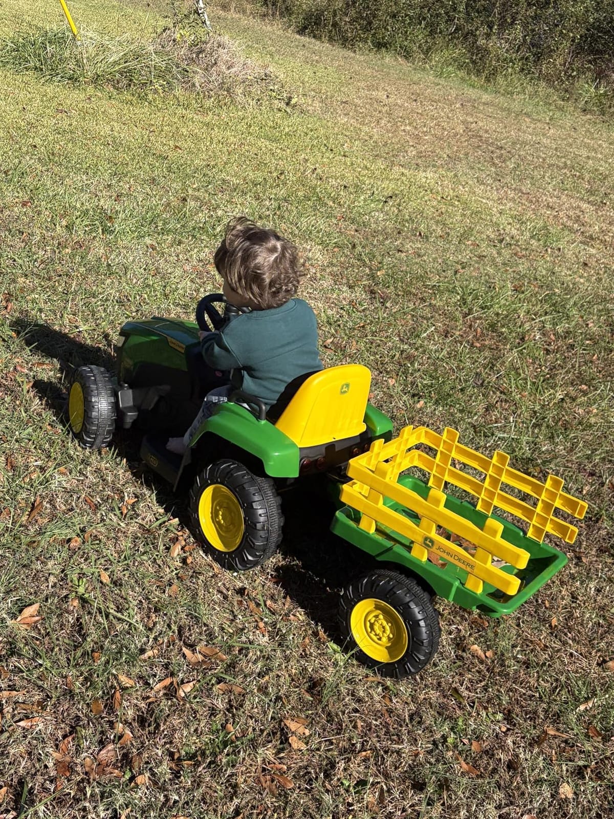 Peg Perego John Deere Farm Power 12 Volt Ride-on Tractor and Trailer with Remote Control customer photo 2