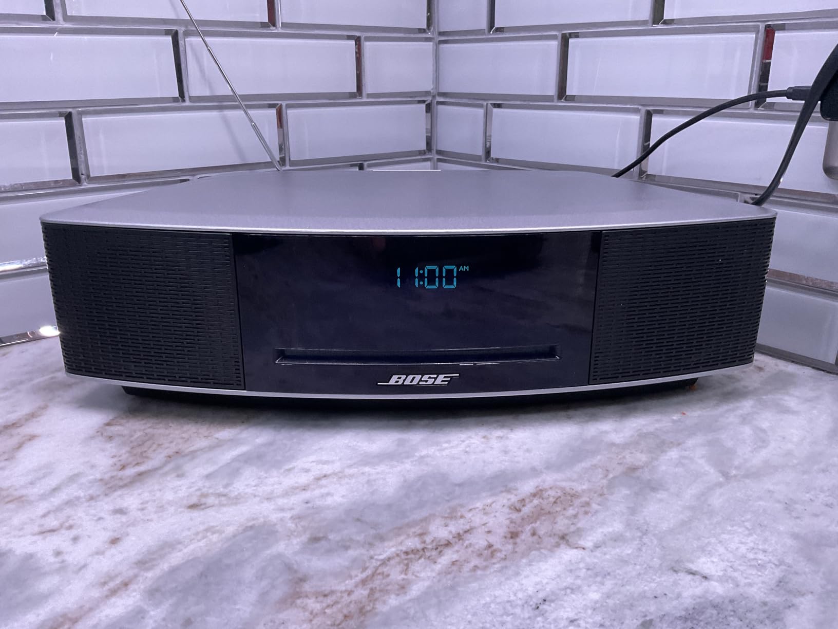 Tapo Smart IR & IoT Hub w/ Chime, Matter-Certified, H110, Universal Remote | For TVs, ACS & 18+ Device Types, Supports 8,000+ Infrared Brands, Voice & App Control, Custom Schedules & Automations customer photo 2
