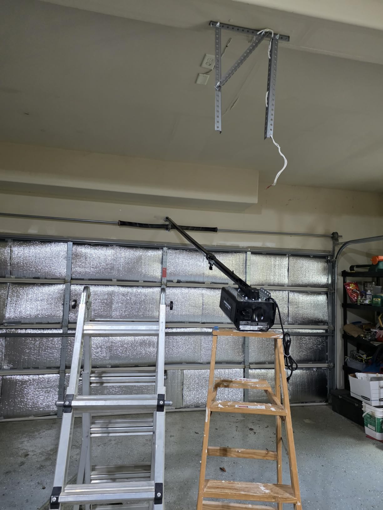 Chamberlain Belt Drive myQ Garage Door Opener, 3/4HP w/Fixed Camera - Ultra Quiet, Smart Garage myQ Integration customer photo 2