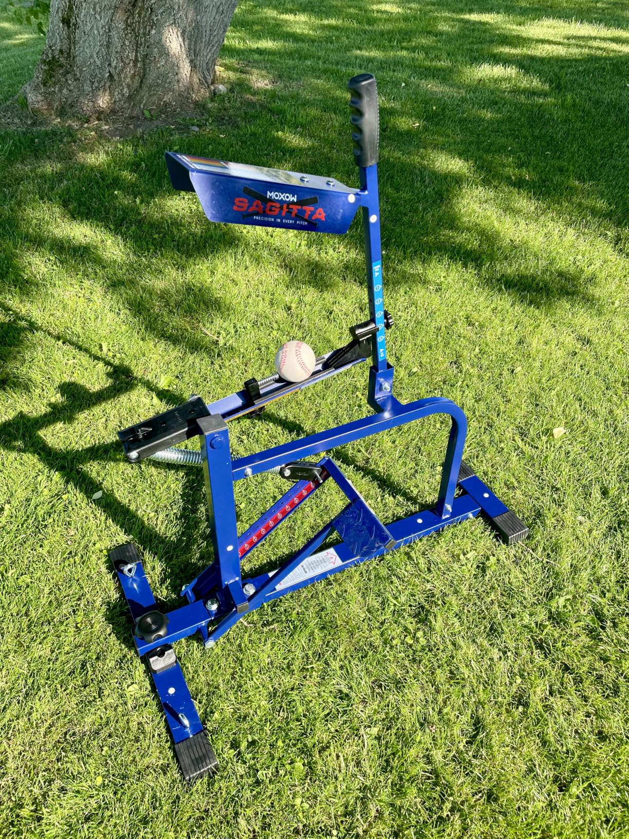 MOXOW Sagitta Manual Baseball & Softball Pitching Machine with Ball Caddy - Portable Ball Launcher for Batting and Fielding Practice, Ideal for All Skill Levels customer photo 1