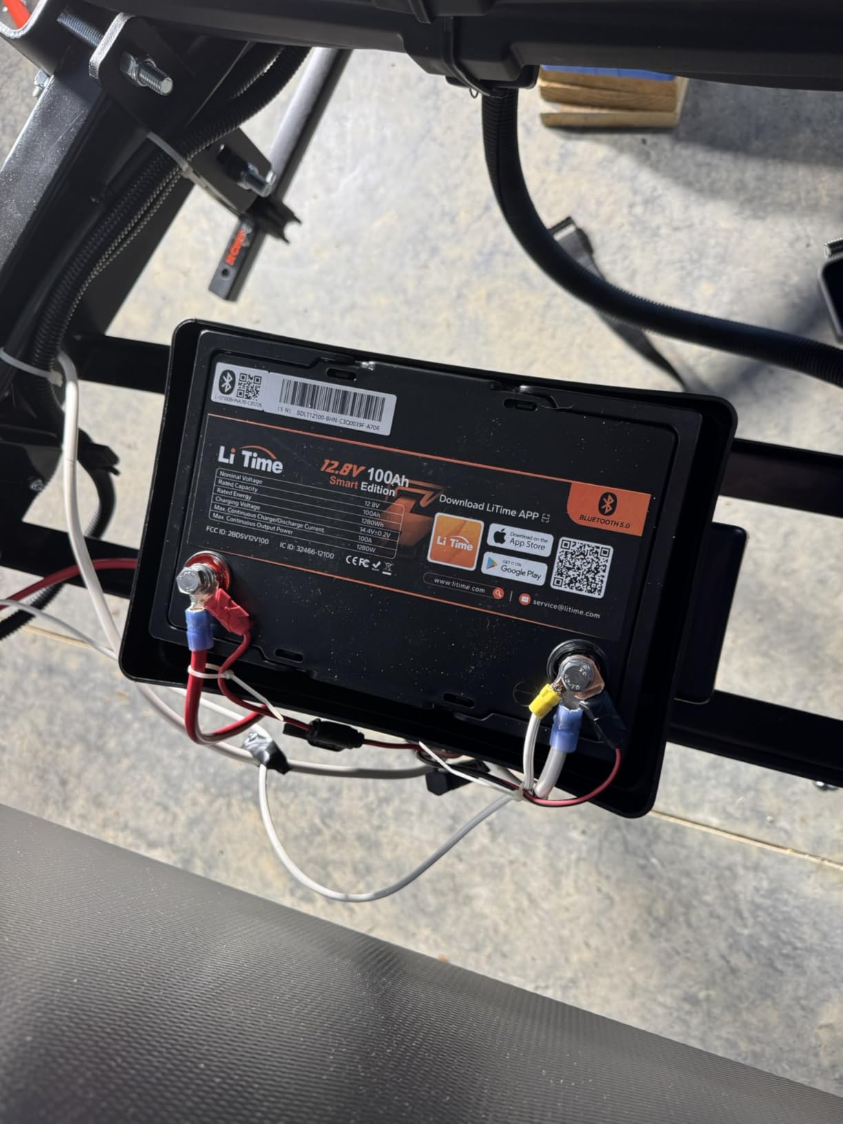 Litime 12V 165Ah Dual Purpose Marine Cranking LiFePO4 Battery for Boat | 1200 CCA, Group 31, IP67 Waterproof, Self-Heating, 4000+ Deep Cycle for Outboard Motor, Marine, Fits Mercury, Honda, Suzuki customer photo 1