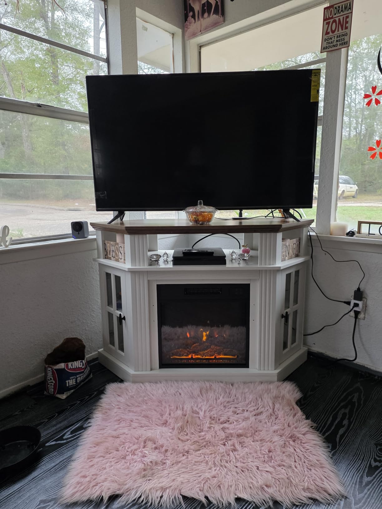 Furmax LED Fireplace Corner TV Stand for Up to 55 Inch, Antique White | Modern Entertainment Center for Living Rooms with 18 Inch Electric Fireplace, LED Lighting, Open Shelf, Storage Cabinets customer photo 1