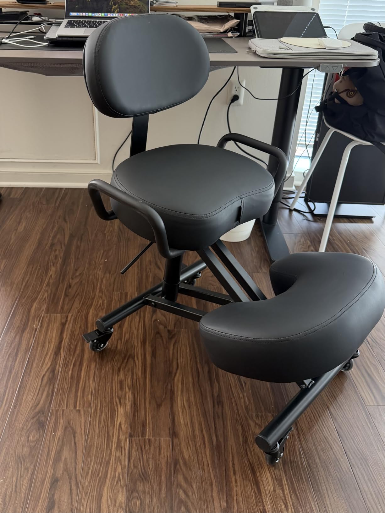 Ergonomic Kneeling Chair with Backrest, Adjustable Height, Rolling Wheels | Posture Support Design - Thick Memory Foam Cushion - Adjustable Height - Locking Wheels - Home Office Ergonomic Seating, AKONI 512B (Black) customer photo 1