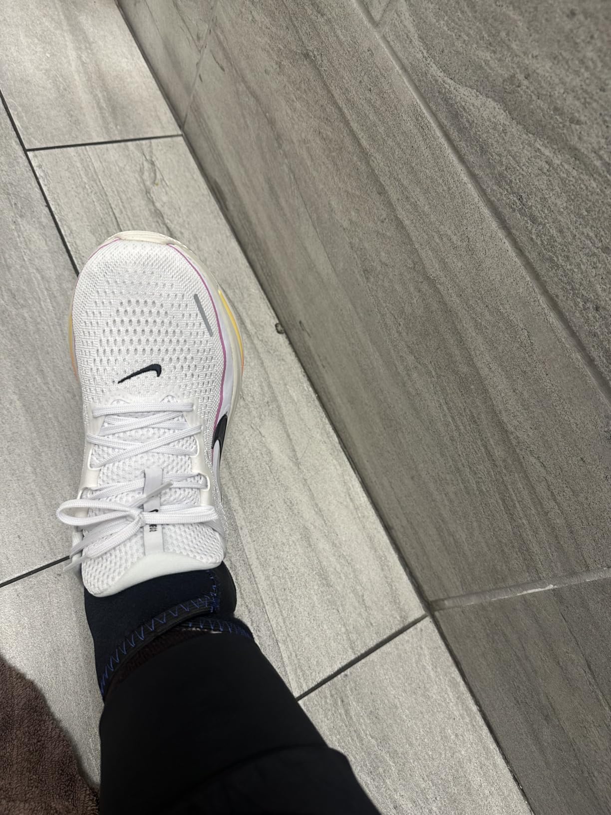 Nike Women's Winflo 12 Road Running Shoes customer photo 1