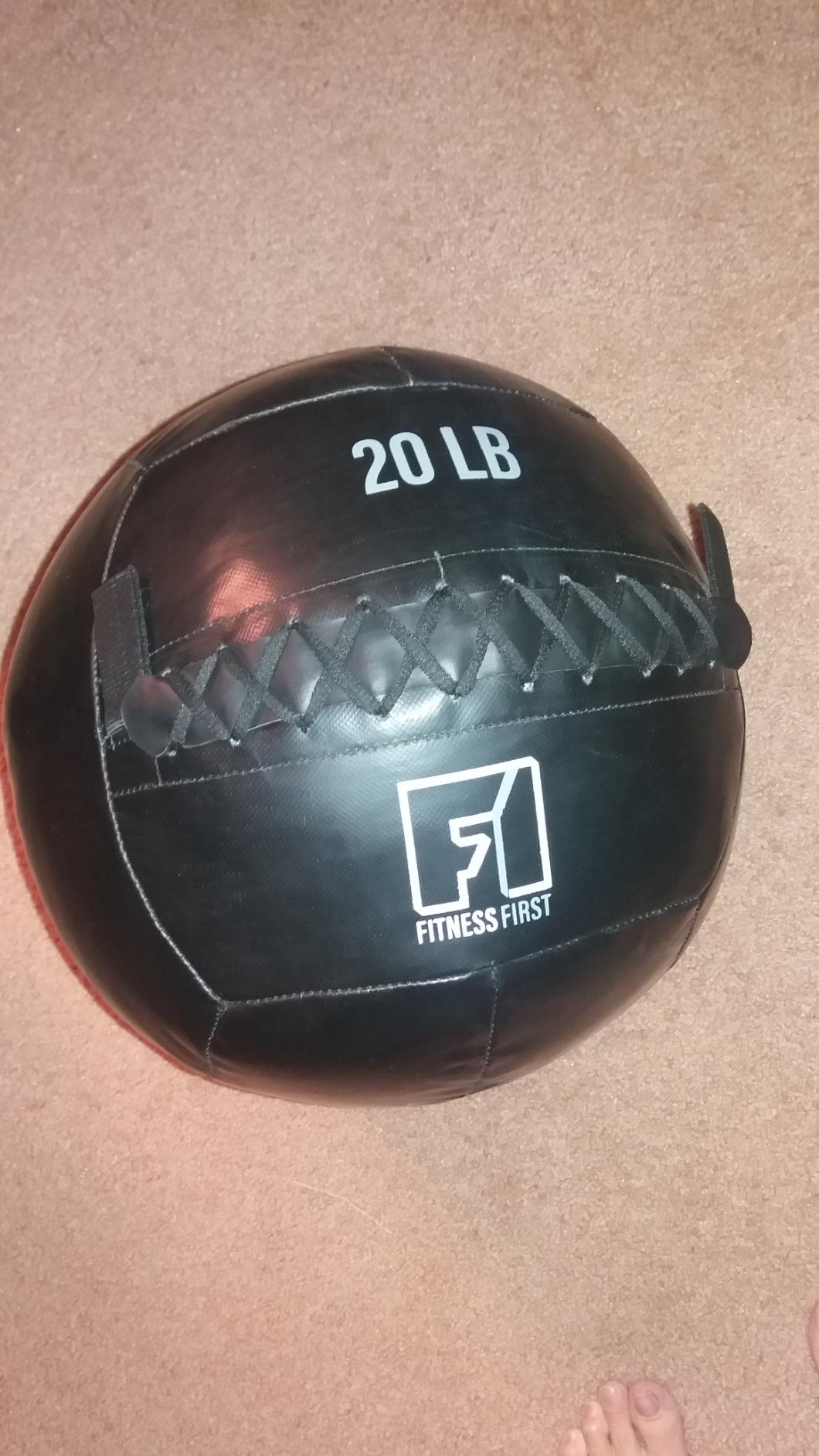 Fitness First Soft Wall Ball, 5-25 LBS, Durable Reinforced for Core Strength Building, Cardio customer photo 1