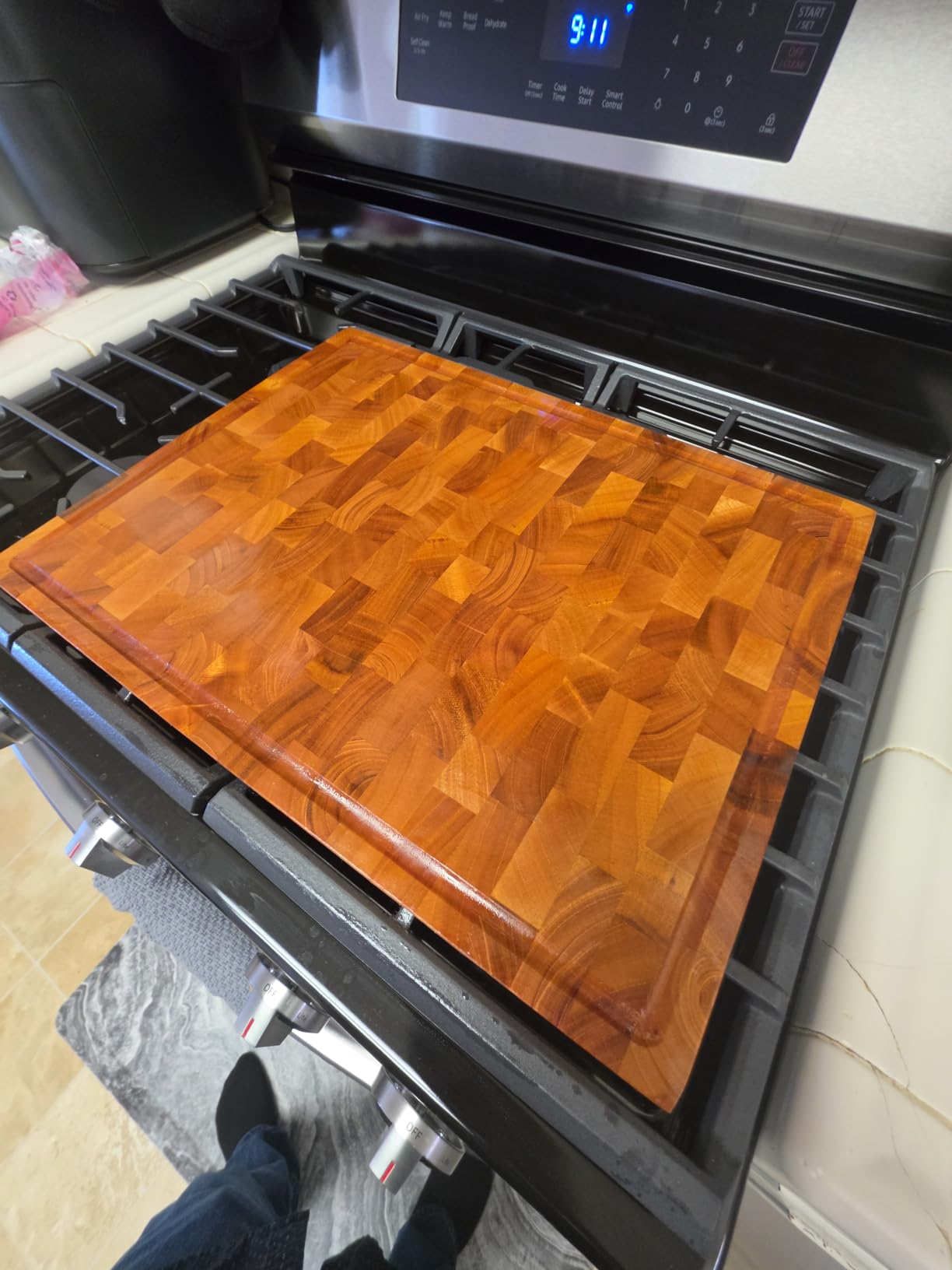 SHUMARU Mahogany End Grain Cutting Board, 17×13×1.6 in - Handmade Butcher Block, Knife-Friendly, Juice Groove, Non-Slip Feet customer photo 1