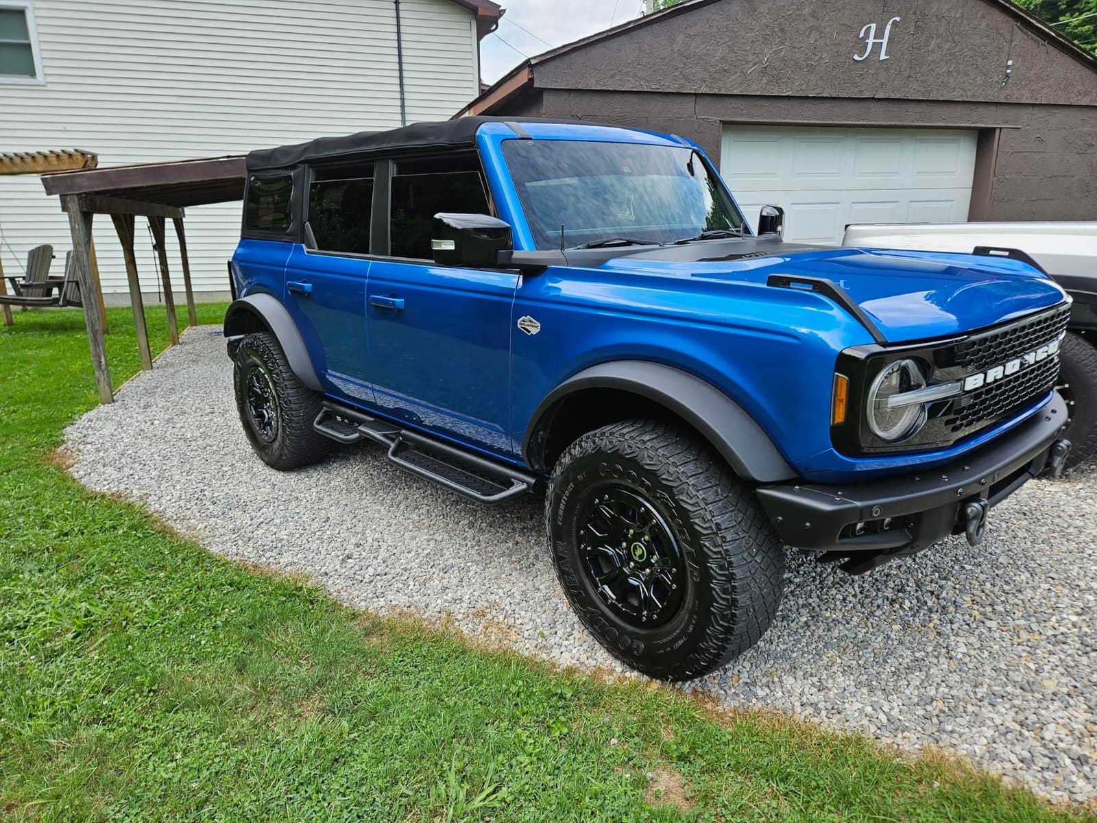 Running Boards Side Steps for 2021-2026 Ford Bronco 4 Door SUV | 6 Inch Two-Stair Heavy-Duty Side Steps, Carbon Steel Step Bars Rock Rail, Roof Access Support, Anti-Rust Nerf Bars, Bolt-on customer photo 2