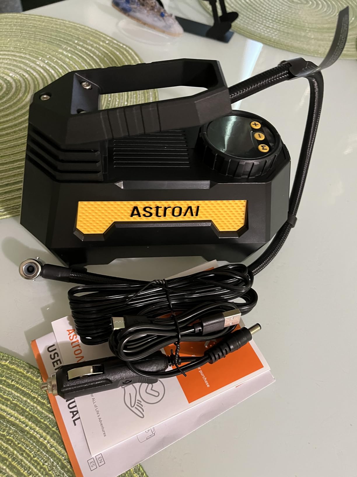 AstroAI H2 Pro Cordless Tire Inflator Portable Air Compressor Tire Pump with DC 12V & Battery Dual Power Supply Digital Pressure Gauge Fast Inflation Air Pump for Car Tires Motorcycles Bikes Yellow customer photo 1