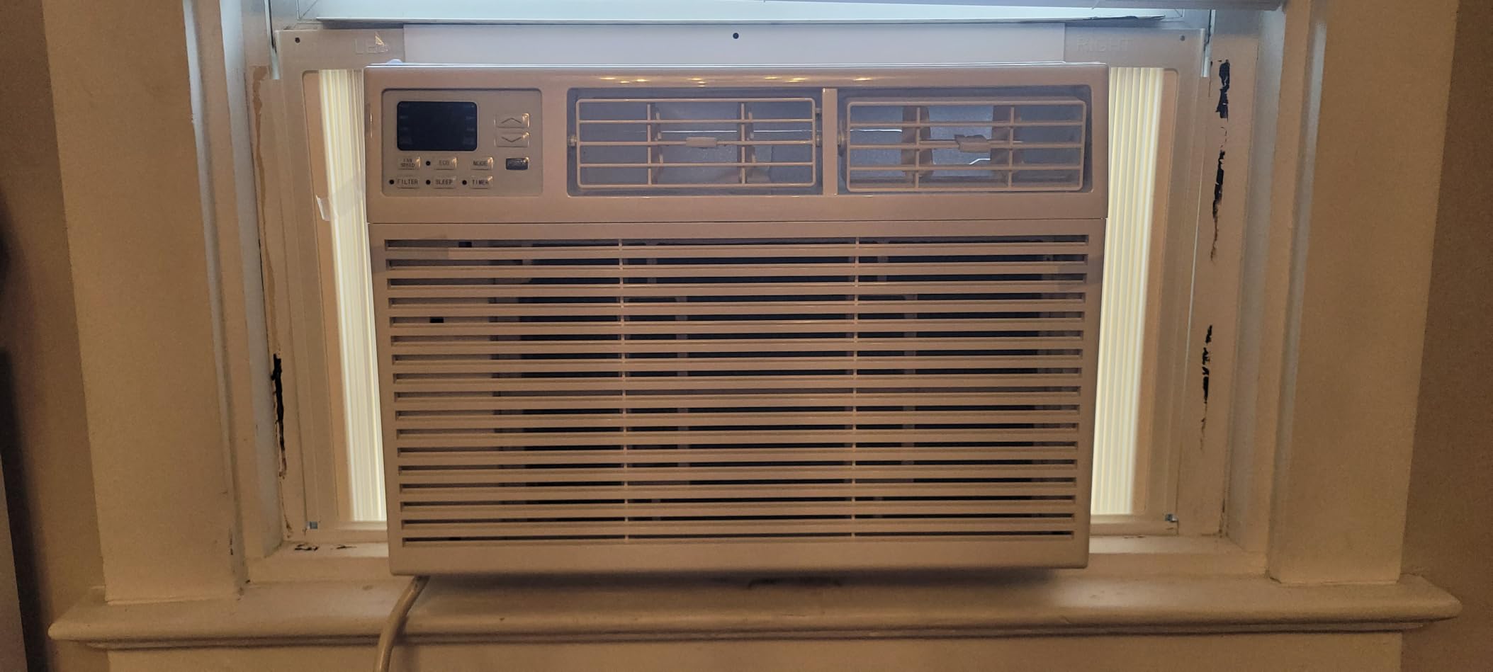 12,000 BTU Window Air Conditioner, 3-in-1 AC Unit with Dehumidifier for Large Room/Living Room Up to 550 Sq. Ft, Quiet & Energy Saving Window AC with Remote, 4 Fan Speeds, 24H Timer, Sleep Mode customer photo 1