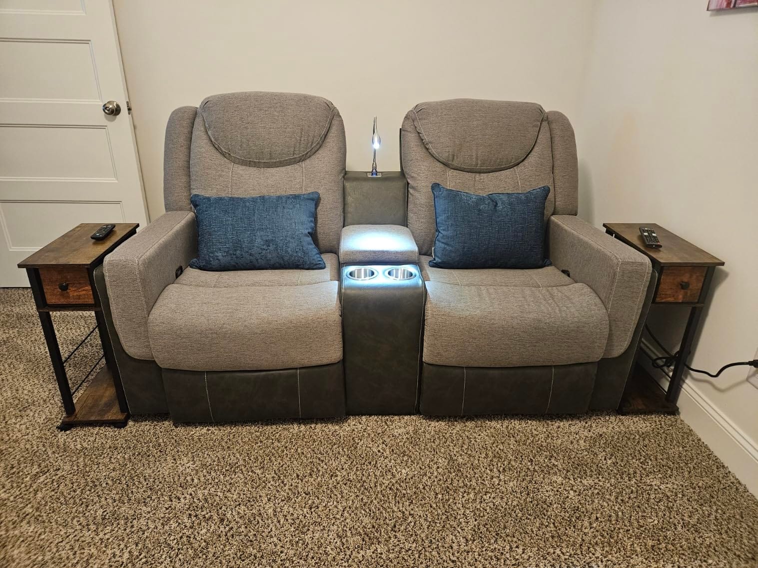 Dresegmt Home Theater Seating, Manual Recliner Sectional Sofa for Living Room, 5 Seater Reclining Sectional Couch with Flip-Up Backrest, Storage Console, USB Ports, L-Shaped Sofa PU Leather Gray customer photo 2