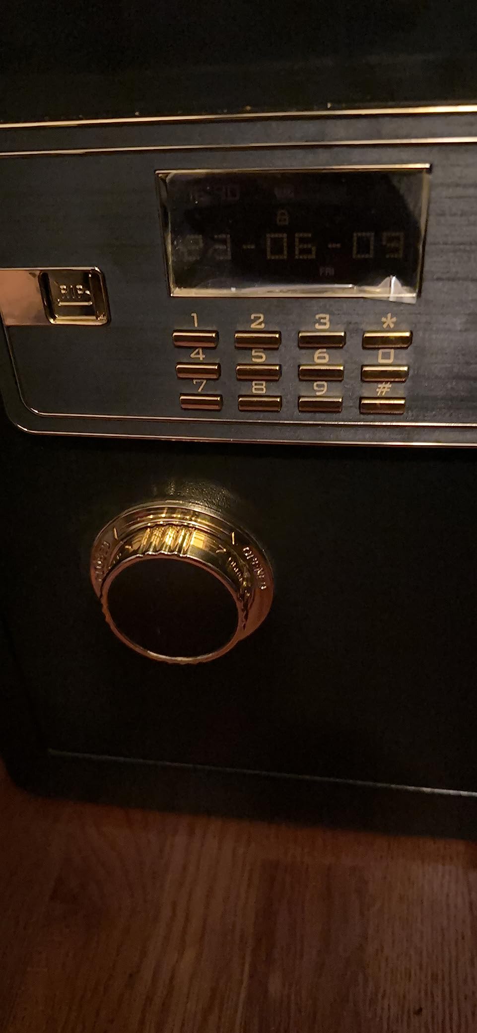 7.5 Cub Drop Safe for Business, Depository Safe with Quick Place Drop Slot customer photo 2
