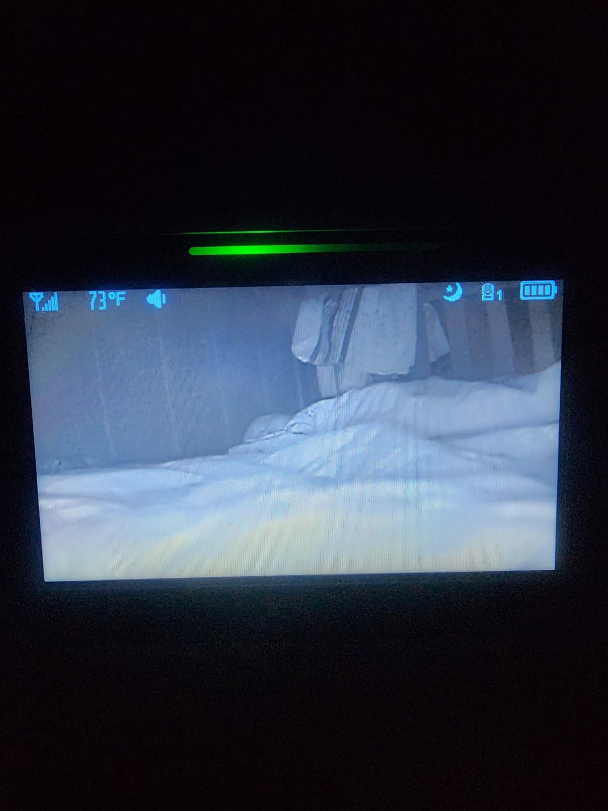 GoodBaby 5-inch Baby Monitor with Camera and Audio, No WiFi, 30-Hour Battery, Remote PTZ customer photo 2