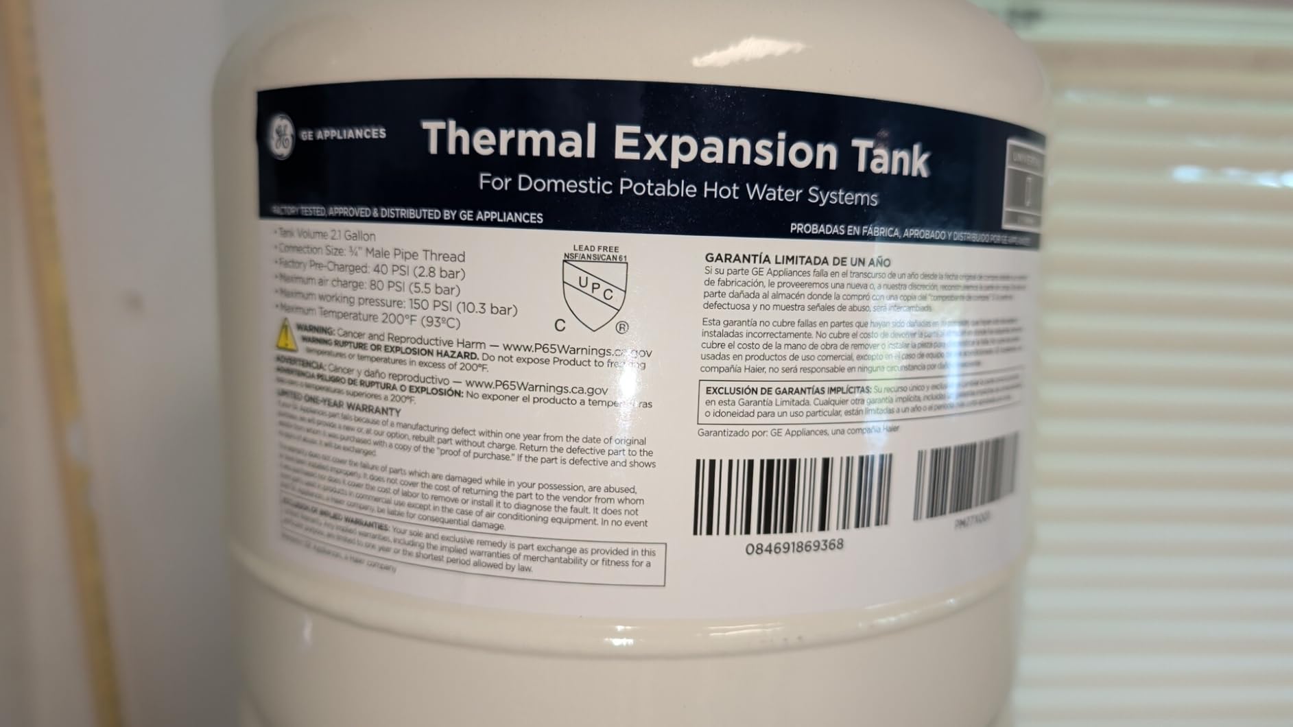 GE Appliances Water Heater Expansion Tank - 2.1 Gallon, Pre-Charged 40 PSI, 3/4