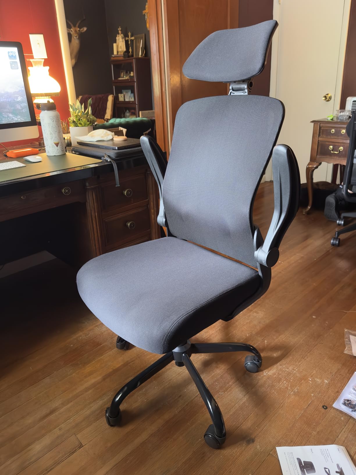 Mimoglad Office Chair, High Back Ergonomic Desk Chair with Adjustable Lumbar Support and Headrest, with flip-up Armrests for Guitar Playing, 5 Years Warranty (Modern, Black Frame) customer photo 2