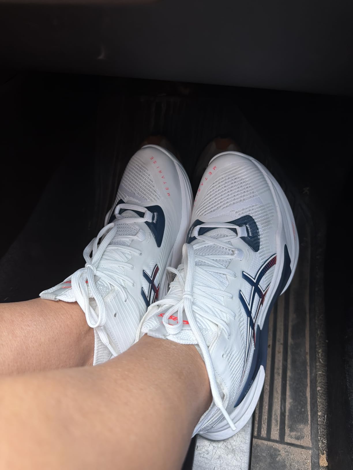 ASICS Men's METARISE 2 Volleyball Shoes customer photo 1