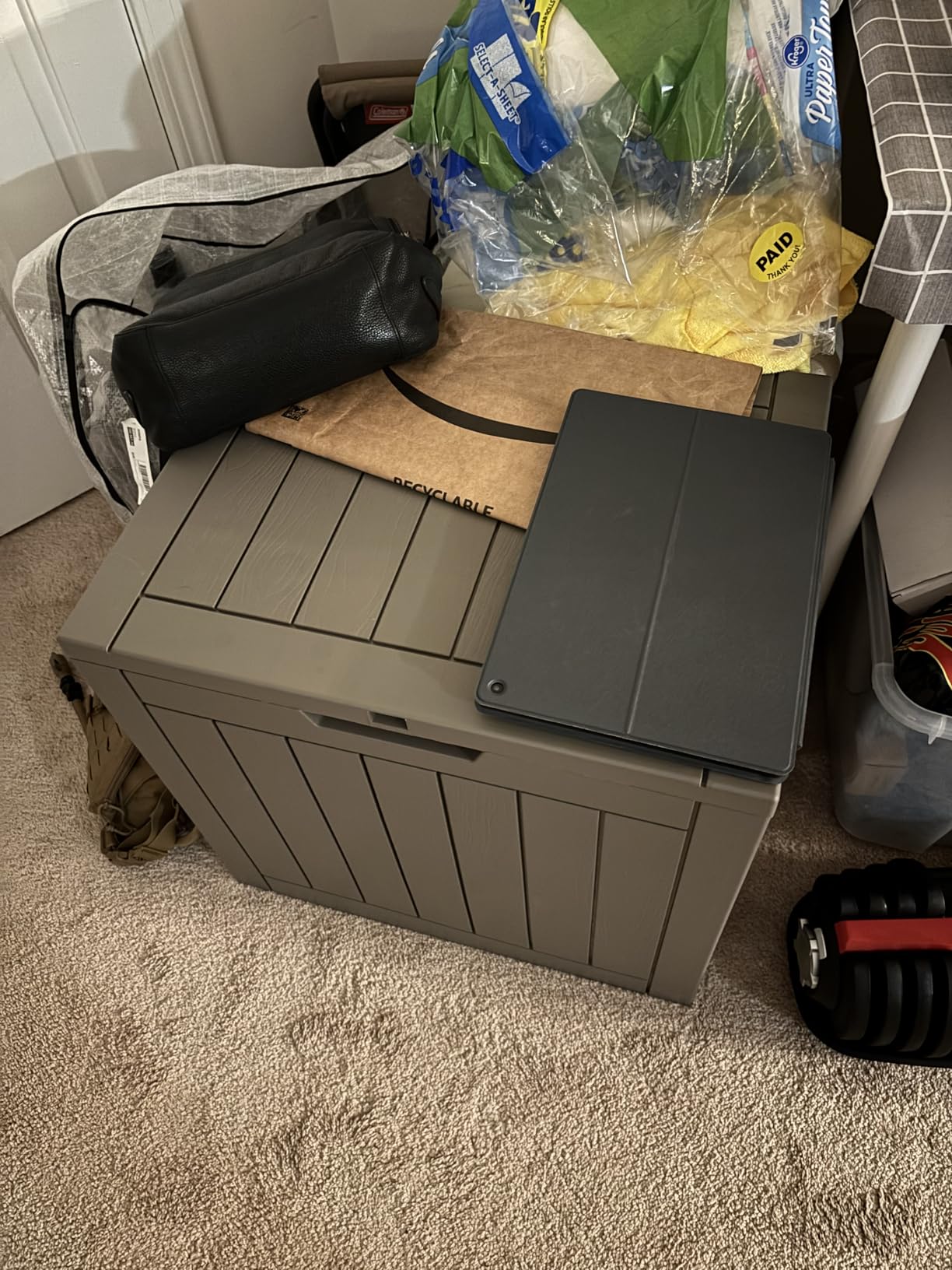 Outdoor Storage Box, 270 Gallon Waterproof Deck Box [Upgraded 3.1], Giant Resin Storage for Large Cushions, Heavy Duty Outside Lockable Bench Seat, Large Backyard Party, Black customer photo 1