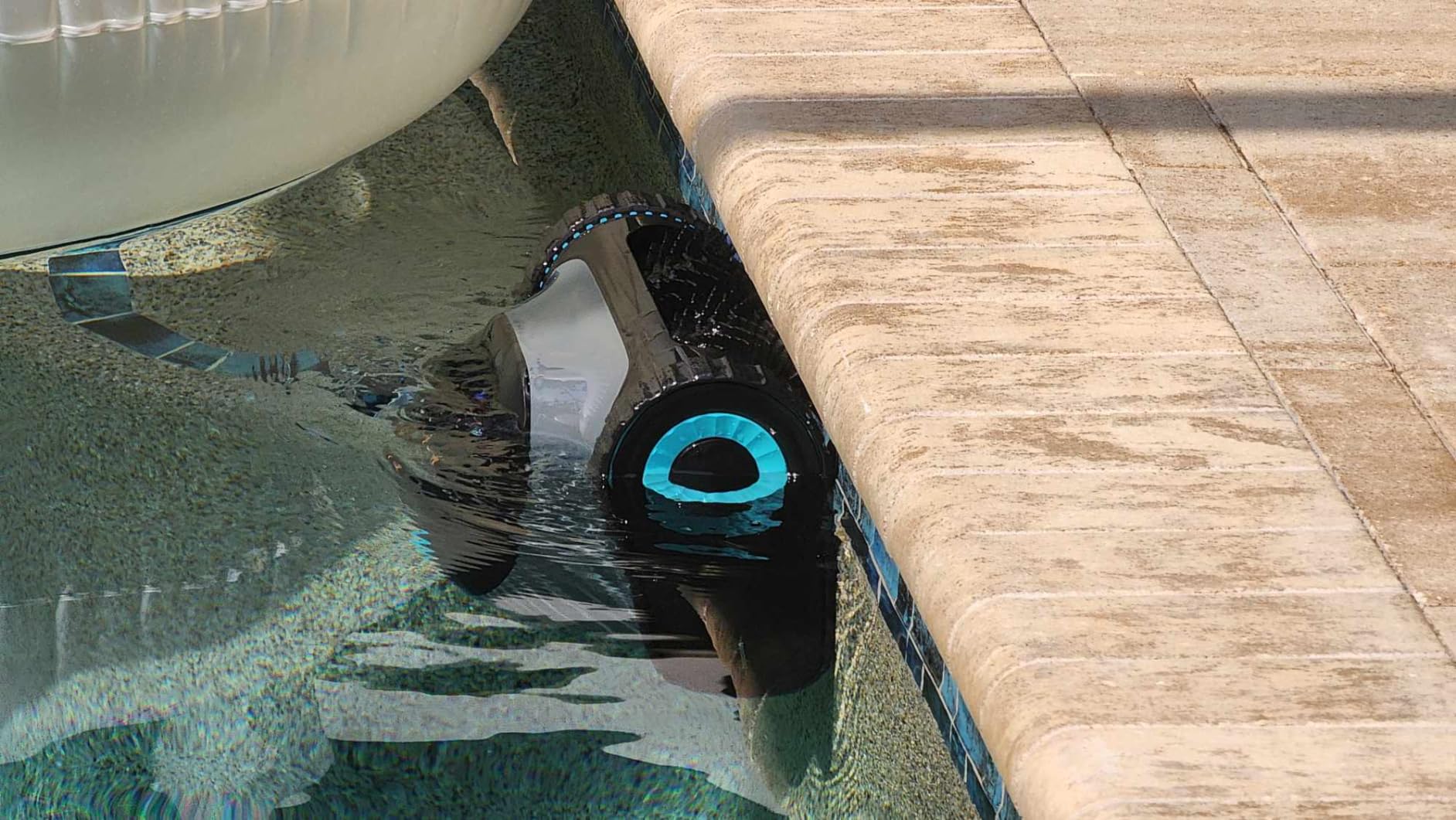 Aiper Scuba S3 Robotic Pool Cleaner for Inground Pools, 5 Modes, Smart Navigation & Path Planning, Waterline Scrubbing, Auto-Parking, Ultra-fine Filtration, App & Button Control customer photo 2