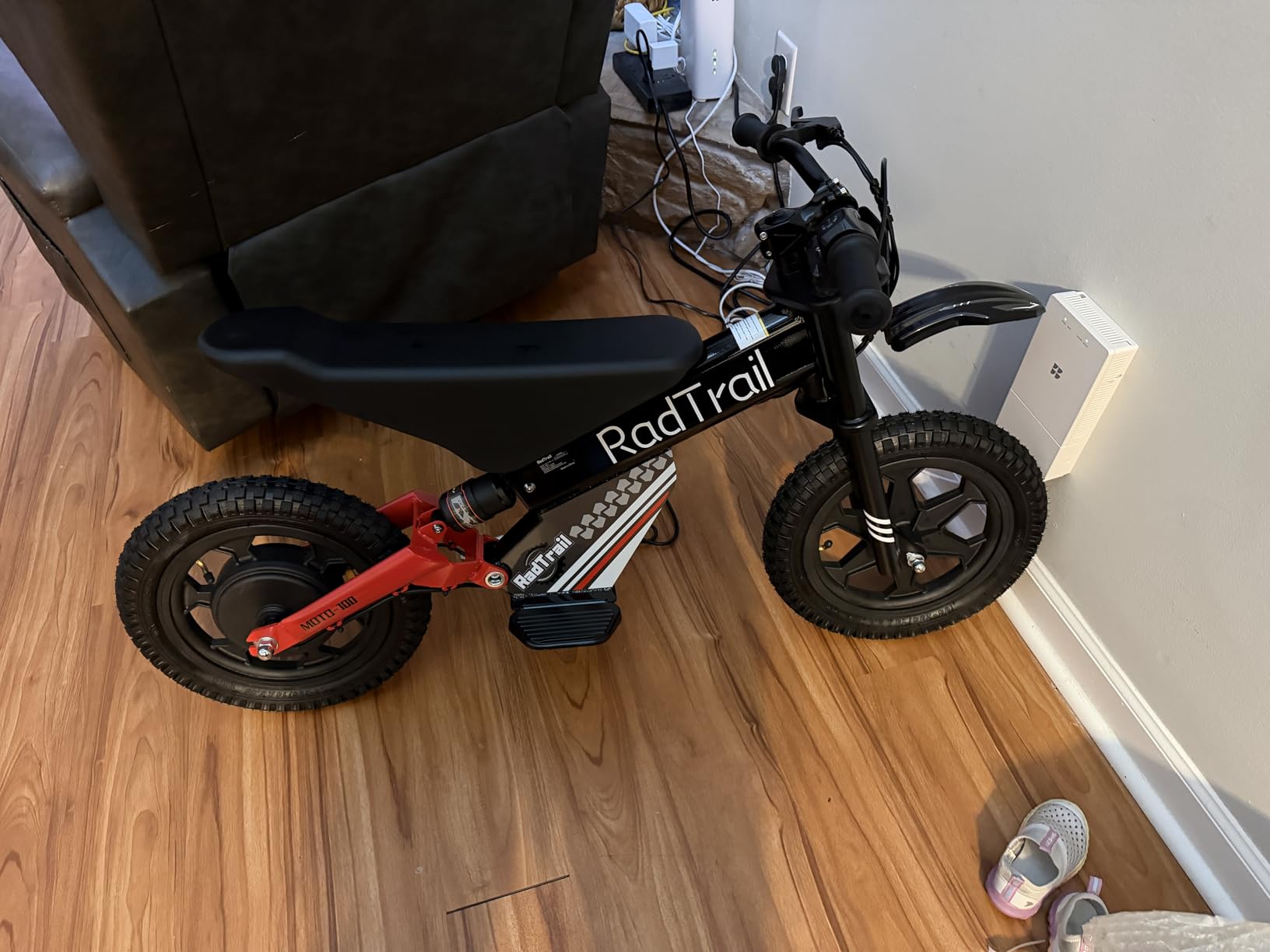 36V Peak 500W Electric Dirt Bike for Kids, Up to 16 MPH & 16 Miles, Red | Brushless motor, 16