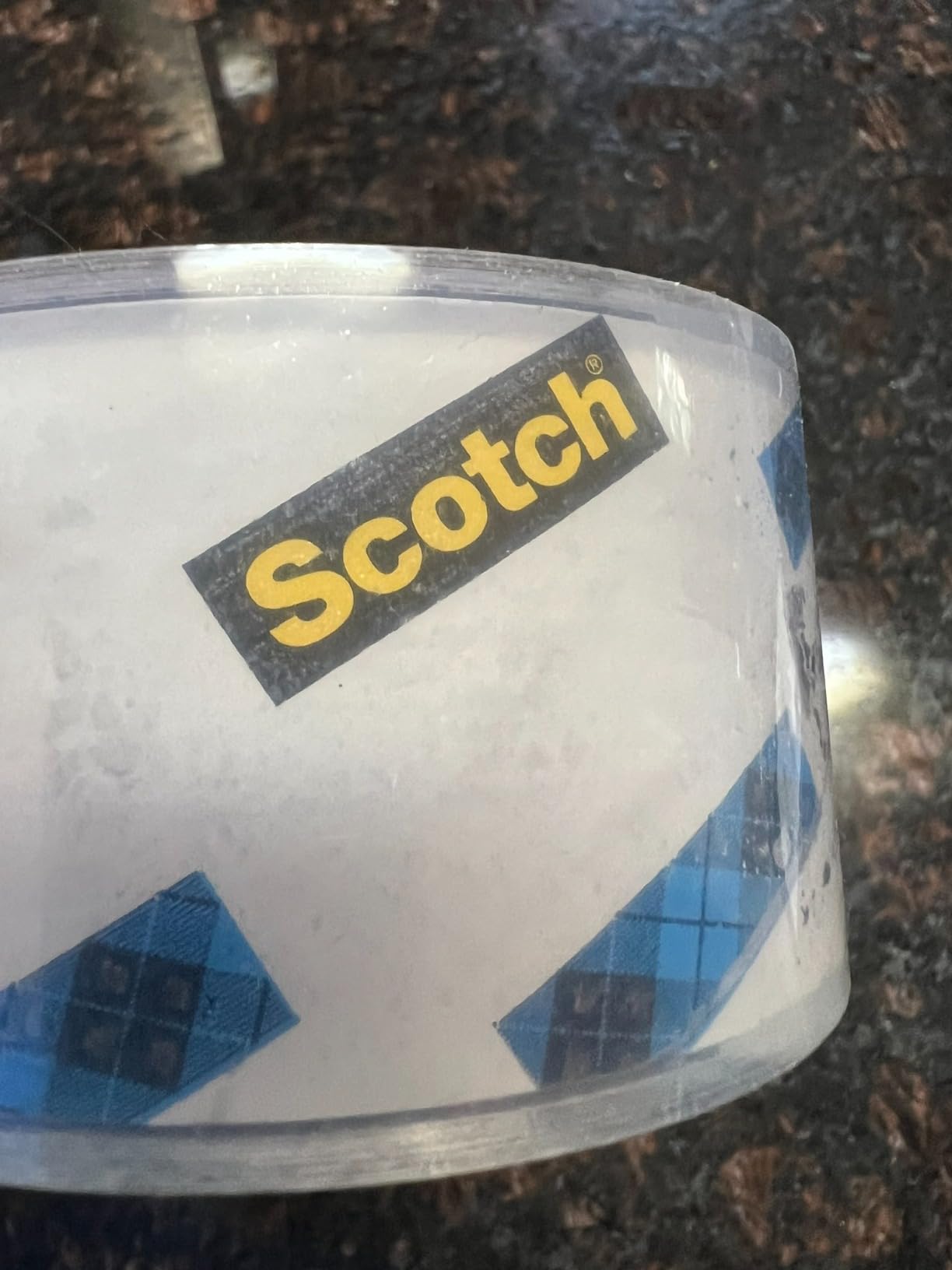 Scotch Heavy Duty Shipping Packing Tape, Clear, Shipping and Packaging Supplies, 1.88 in. x 54.6 yd., 6 Tape Rolls customer photo 1